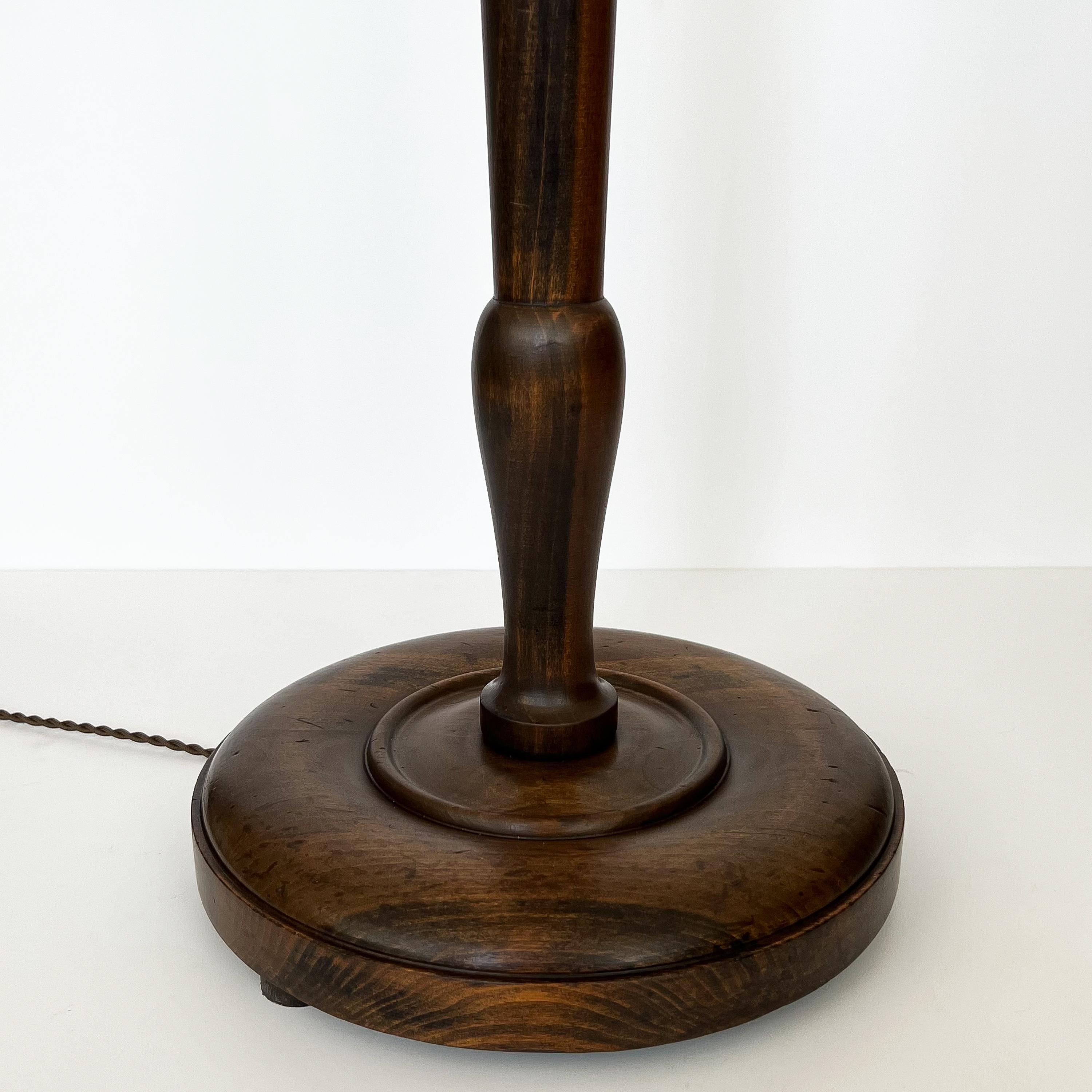Bronze English Turned Solid Wood Floor Lamp
