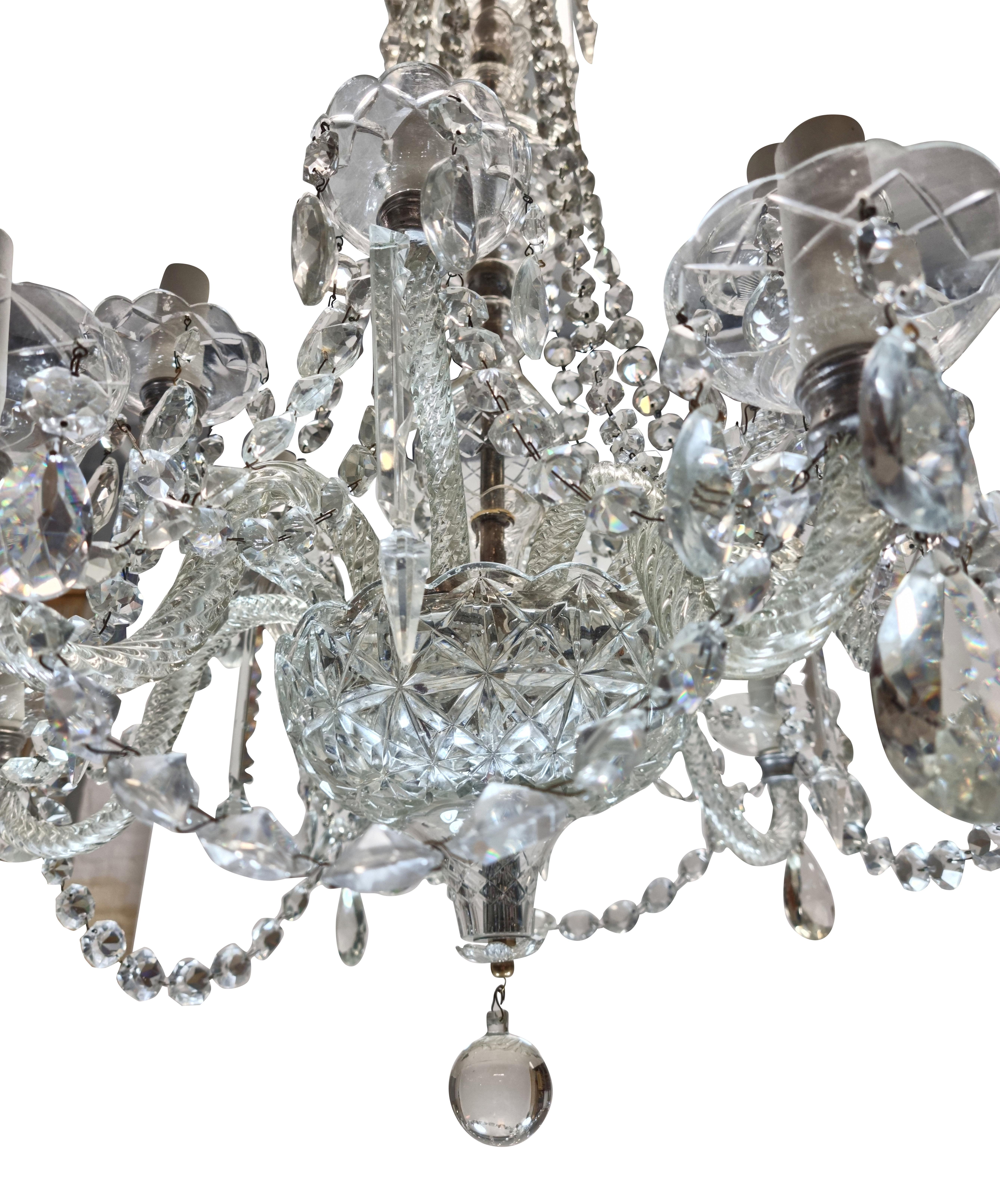 English Twelve Light Cut Glass Chandelier In Good Condition For Sale In London, GB