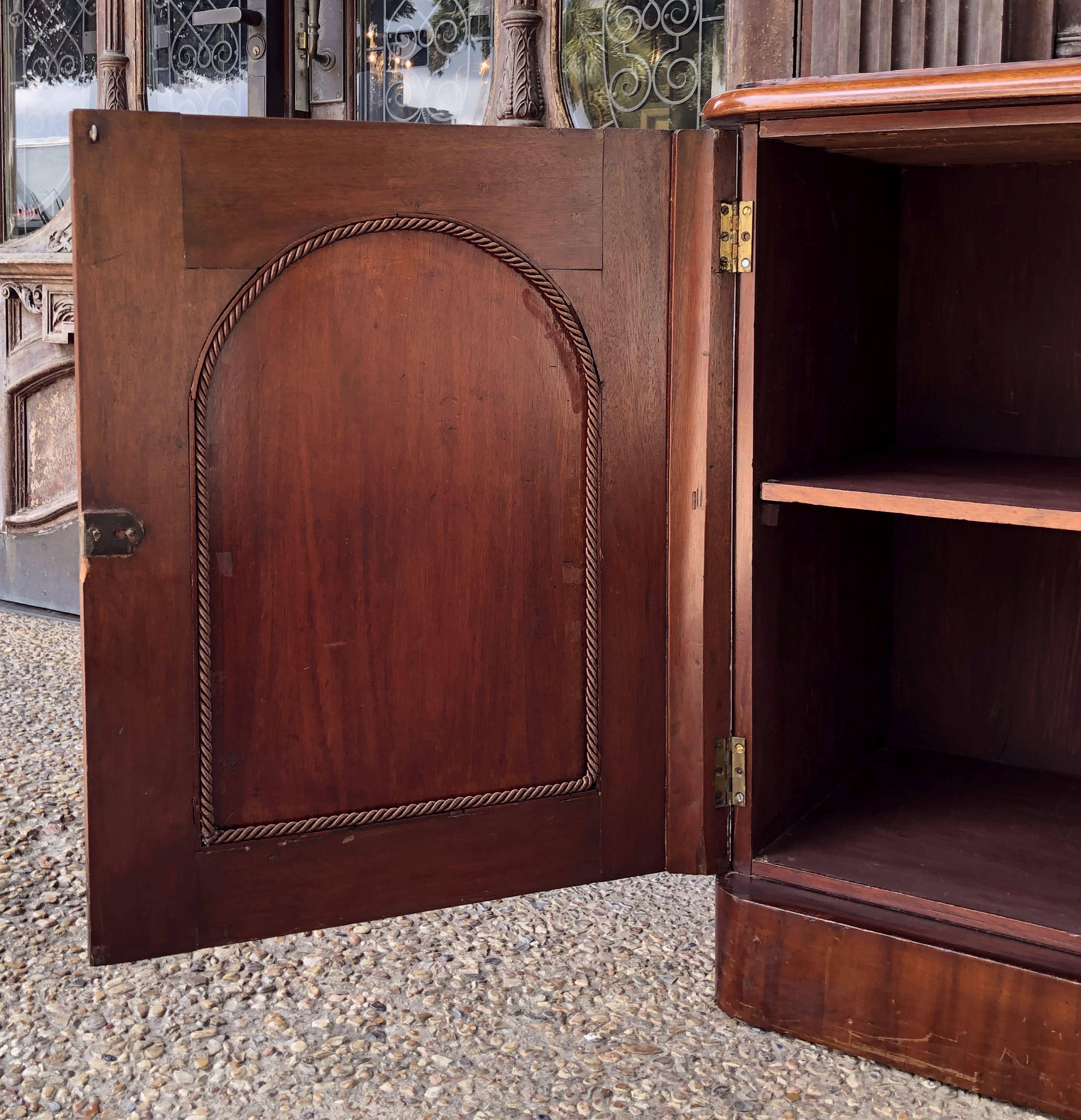 English Two-Door Cabinet or Chiffonier of Mahogany from the 19th Century 10
