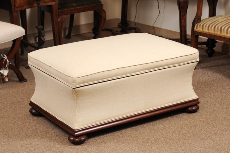 English Upholstered Linen And Mahogany Lift Top Ottoman Late 19th Century
