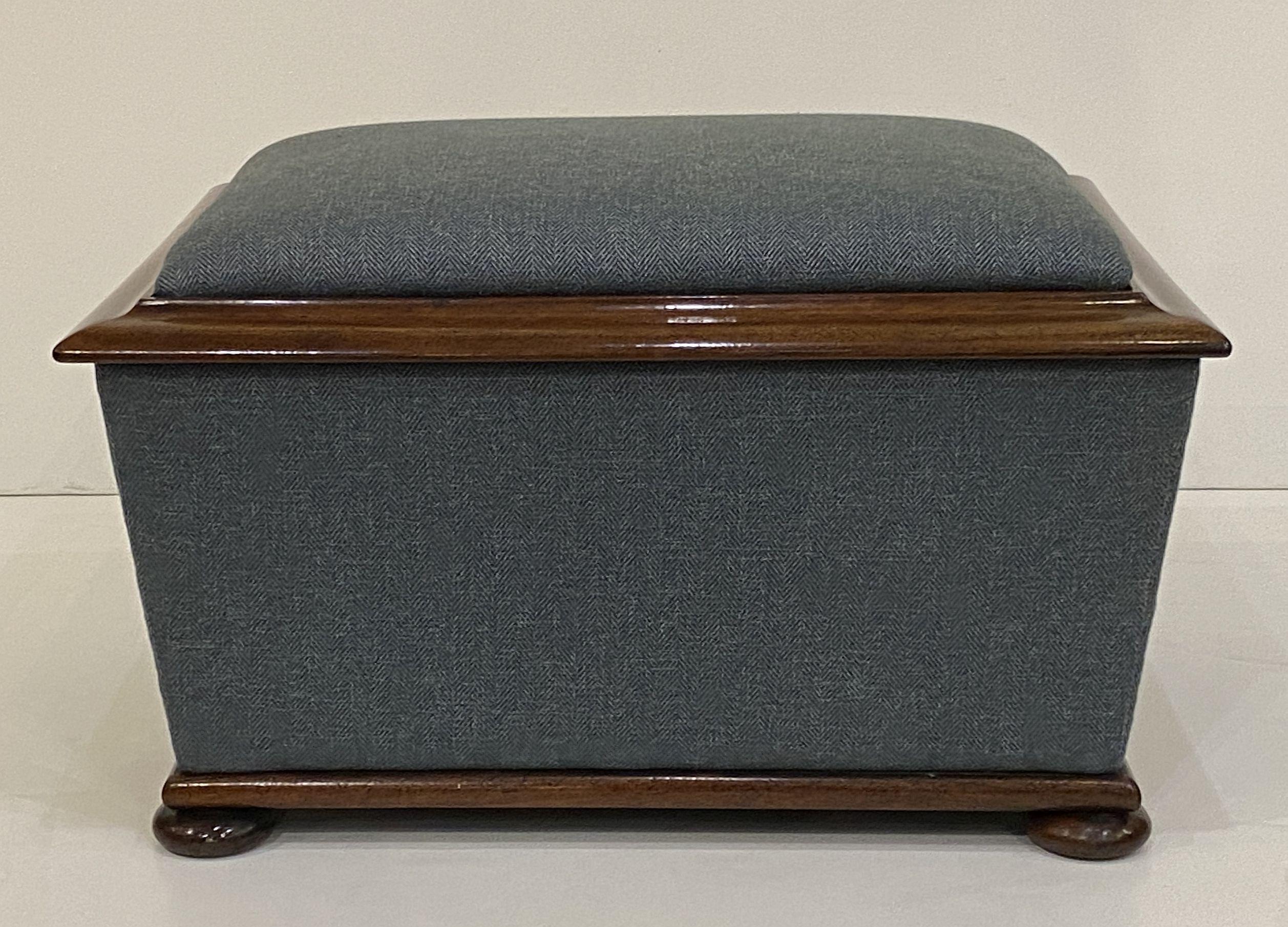 Metal English Upholstered Trunk or Pouffe Ottoman Seat
