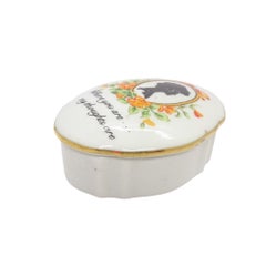 English Vctorian Cameo jewellery box, porcelain and gold trim