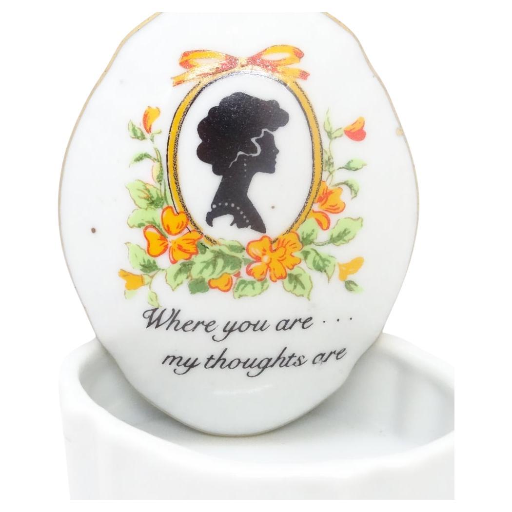 Joyero camafeo vctoriano inglés, porcelana y adornos de oro en venta