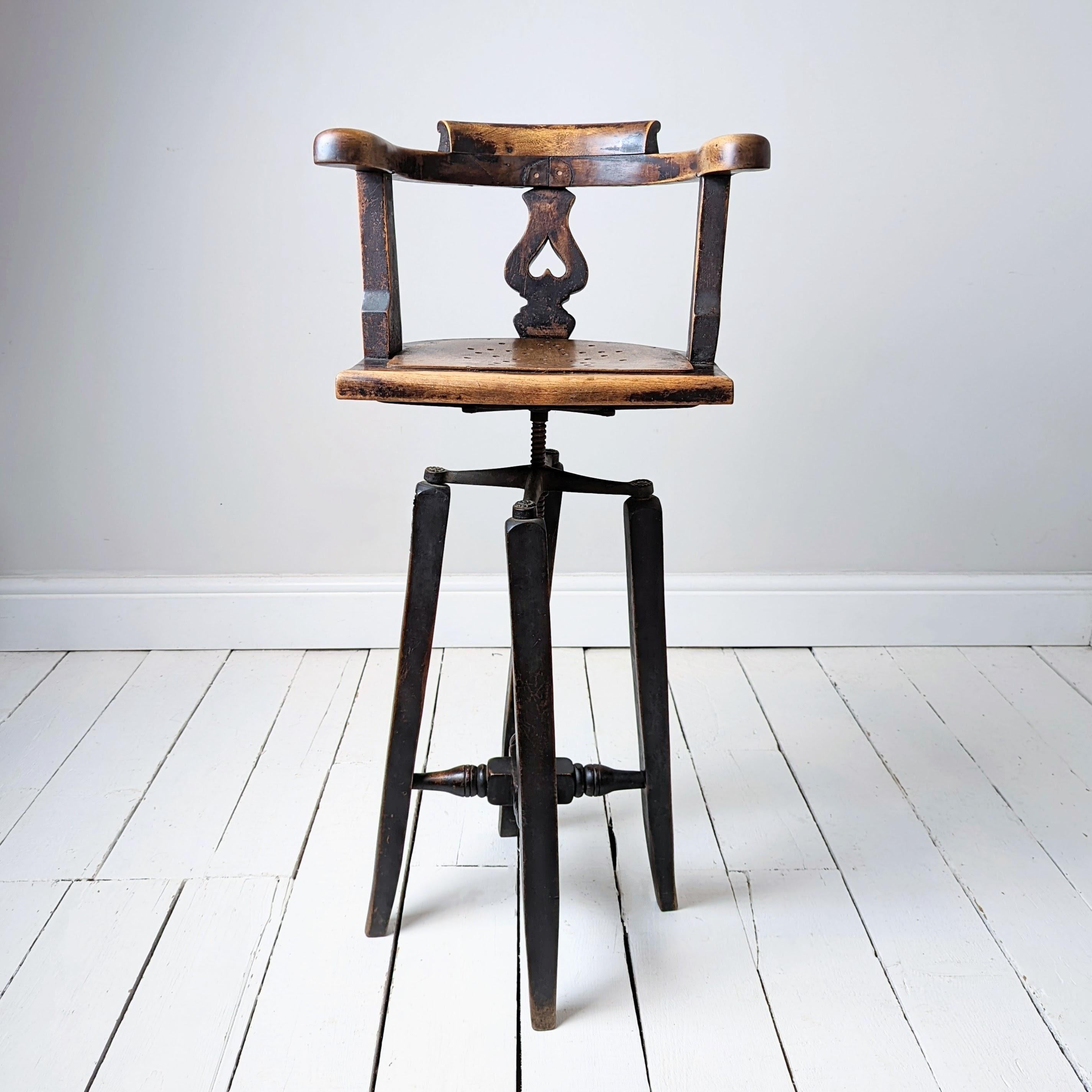  19th Century English Vernacular Childs Barbers Chair In Good Condition For Sale In Leamington Spa, GB