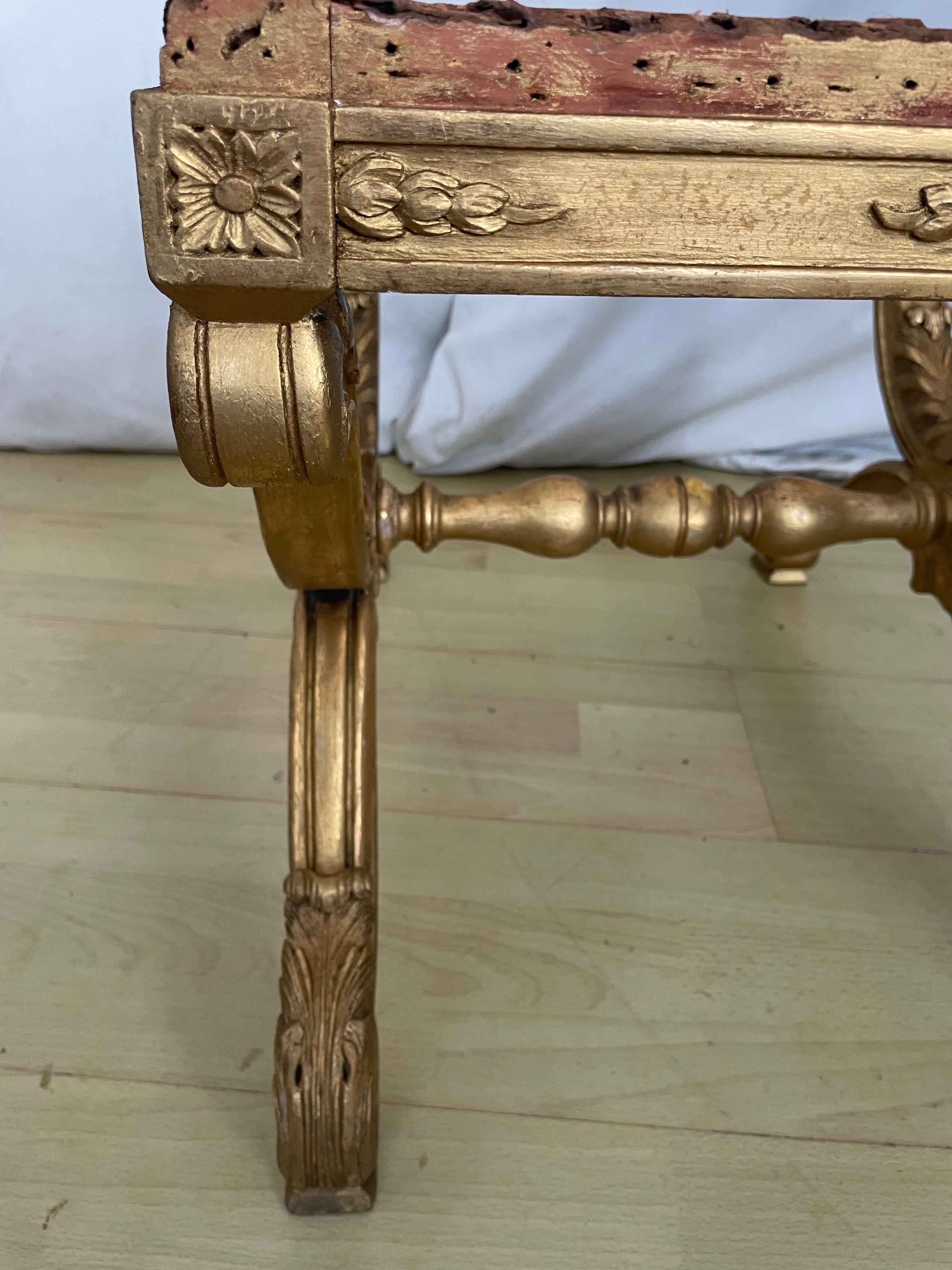 Faggio Sgabello inglese Victoria in legno dorato del 1870 ca. in vendita