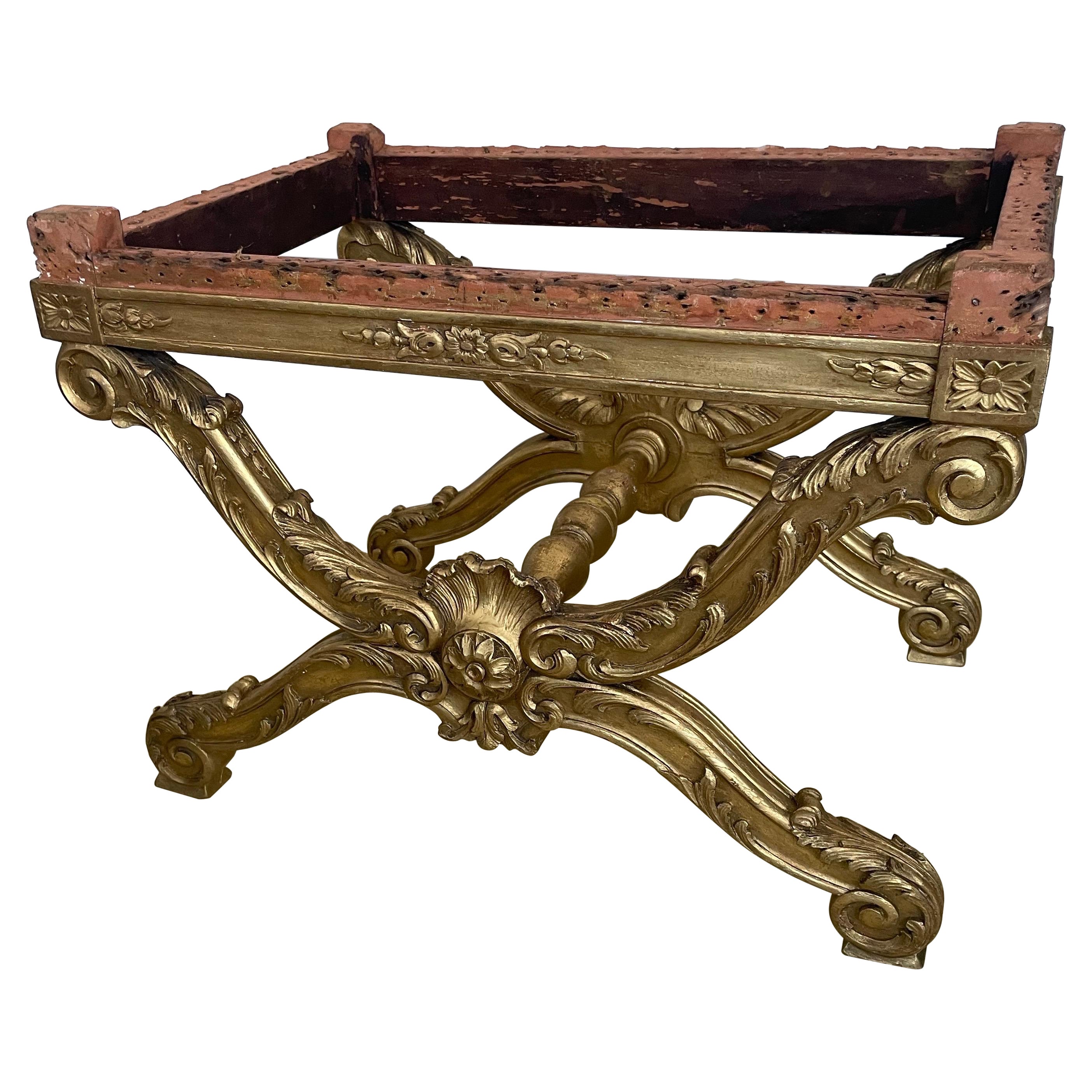 Sgabello inglese Victoria in legno dorato del 1870 ca. in vendita