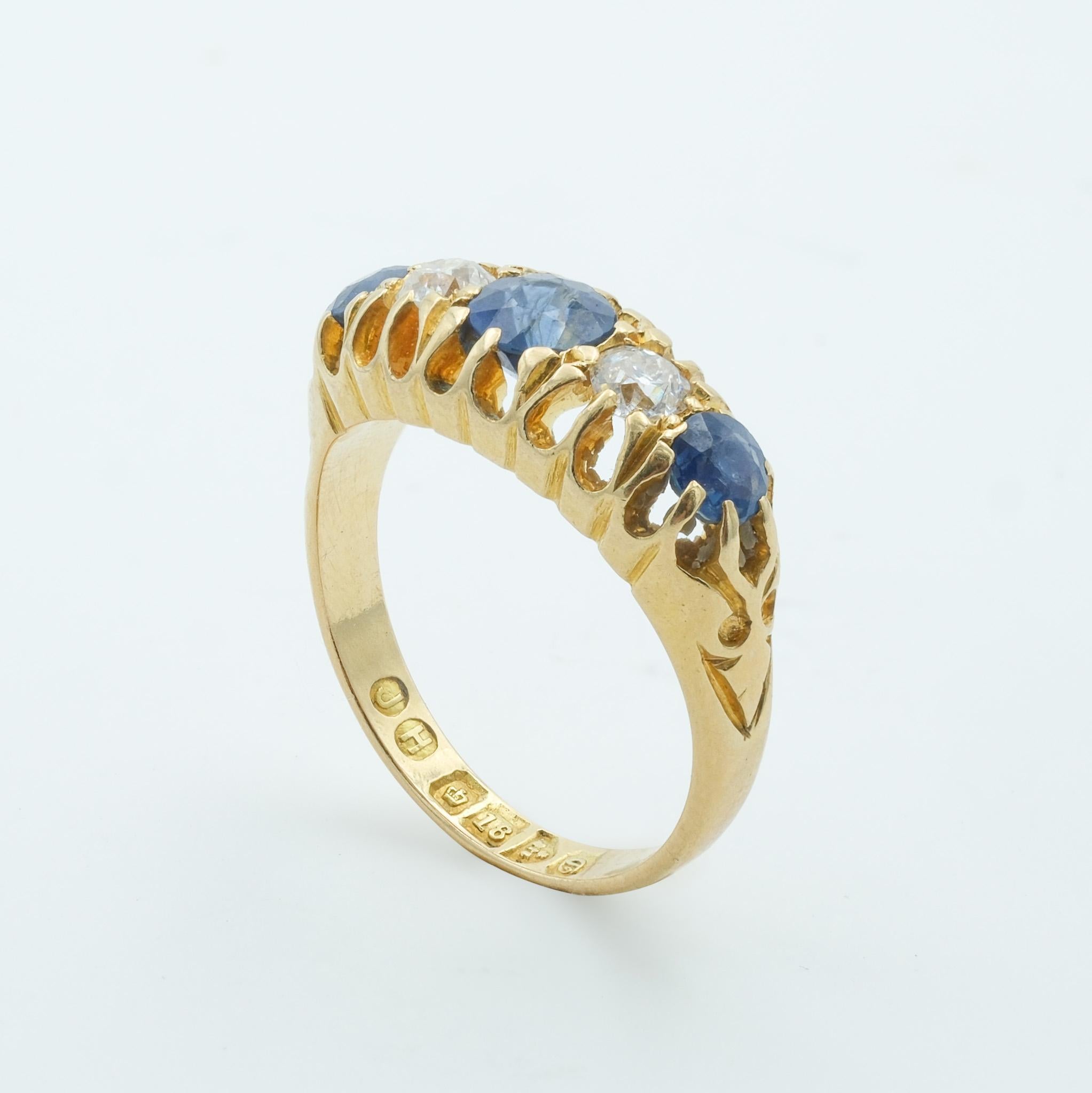 English Victorian 18 Karat Yellow Gold Sapphire and Diamond Half-Moon Ring In Good Condition For Sale In Fairfield, CT