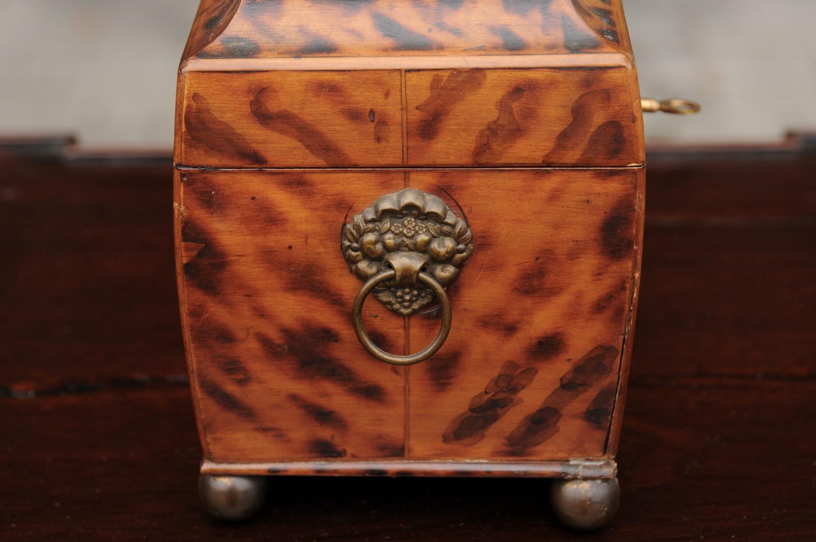 English Victorian 1870s Tea Caddy with Faux Painted Tortoise Finish and Brass For Sale 2
