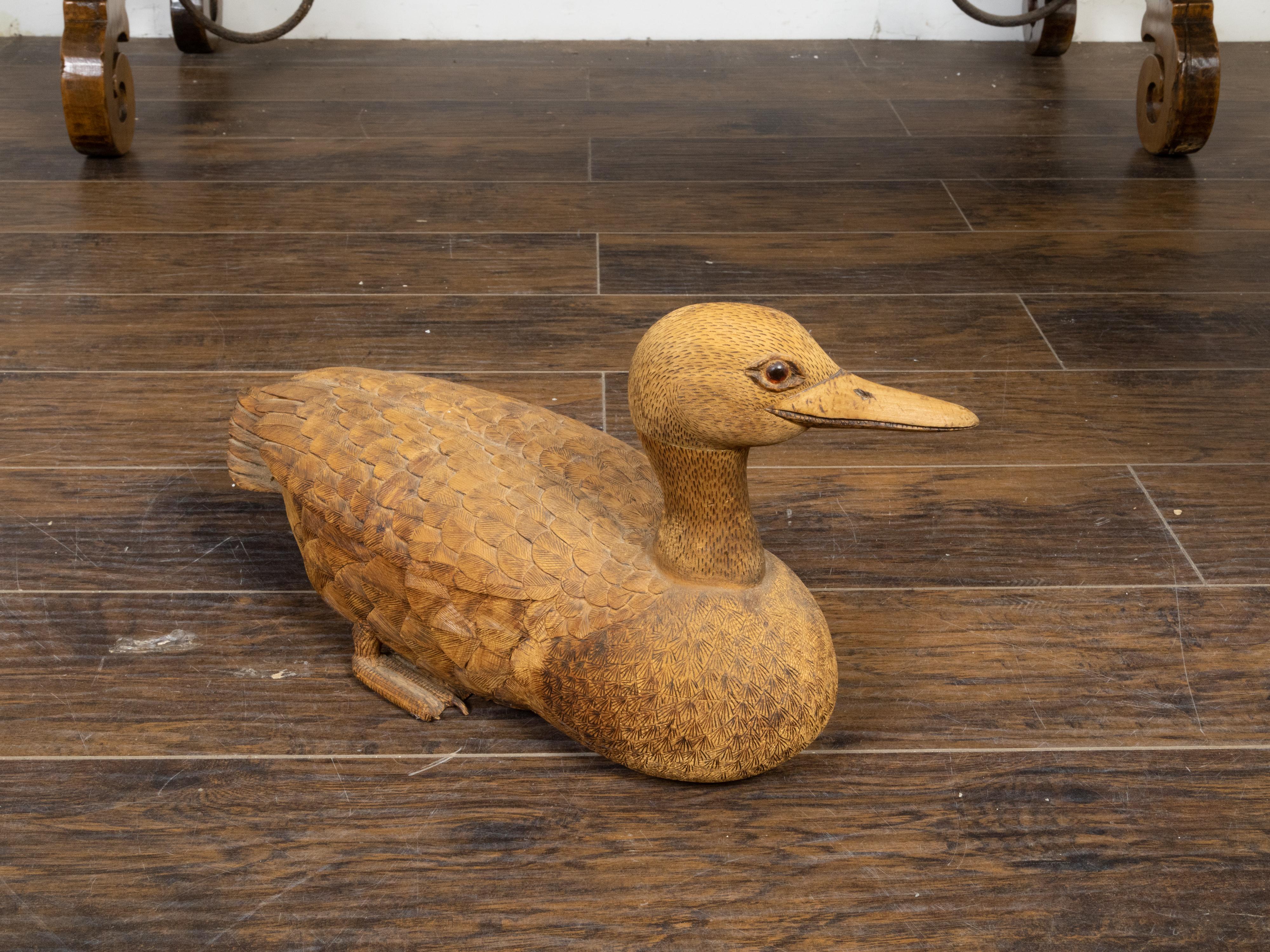 English Victorian 19th Century Carved Wooden Duck with Detailed Plumage For Sale 8