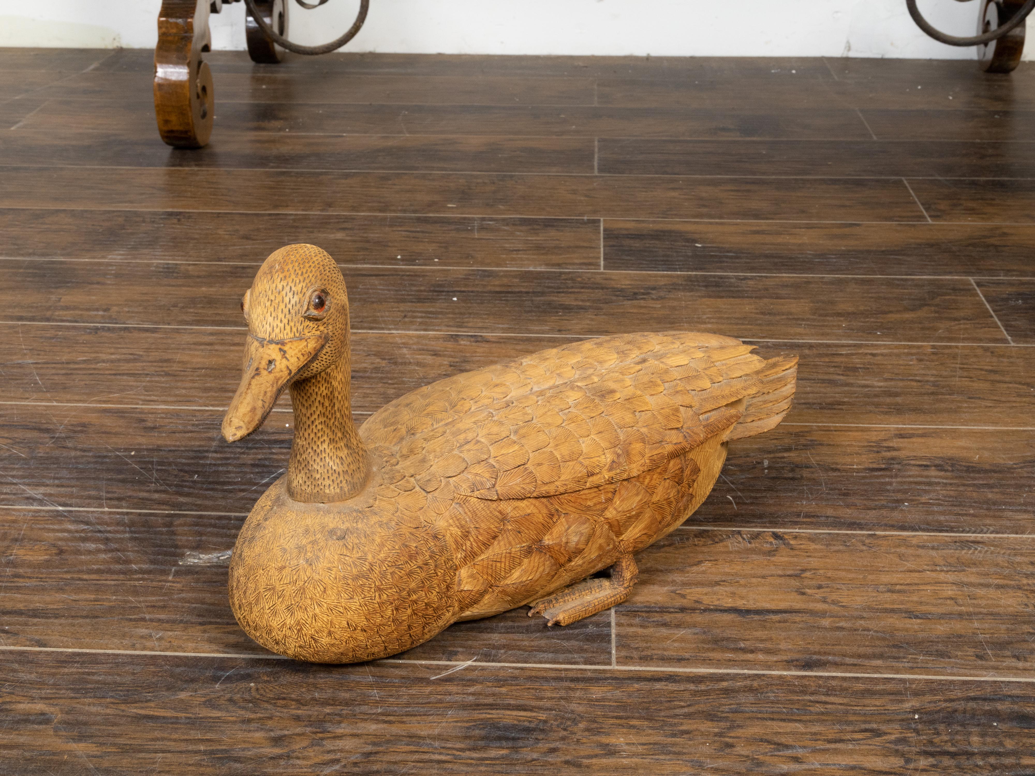 English Victorian 19th Century Carved Wooden Duck with Detailed Plumage For Sale 10
