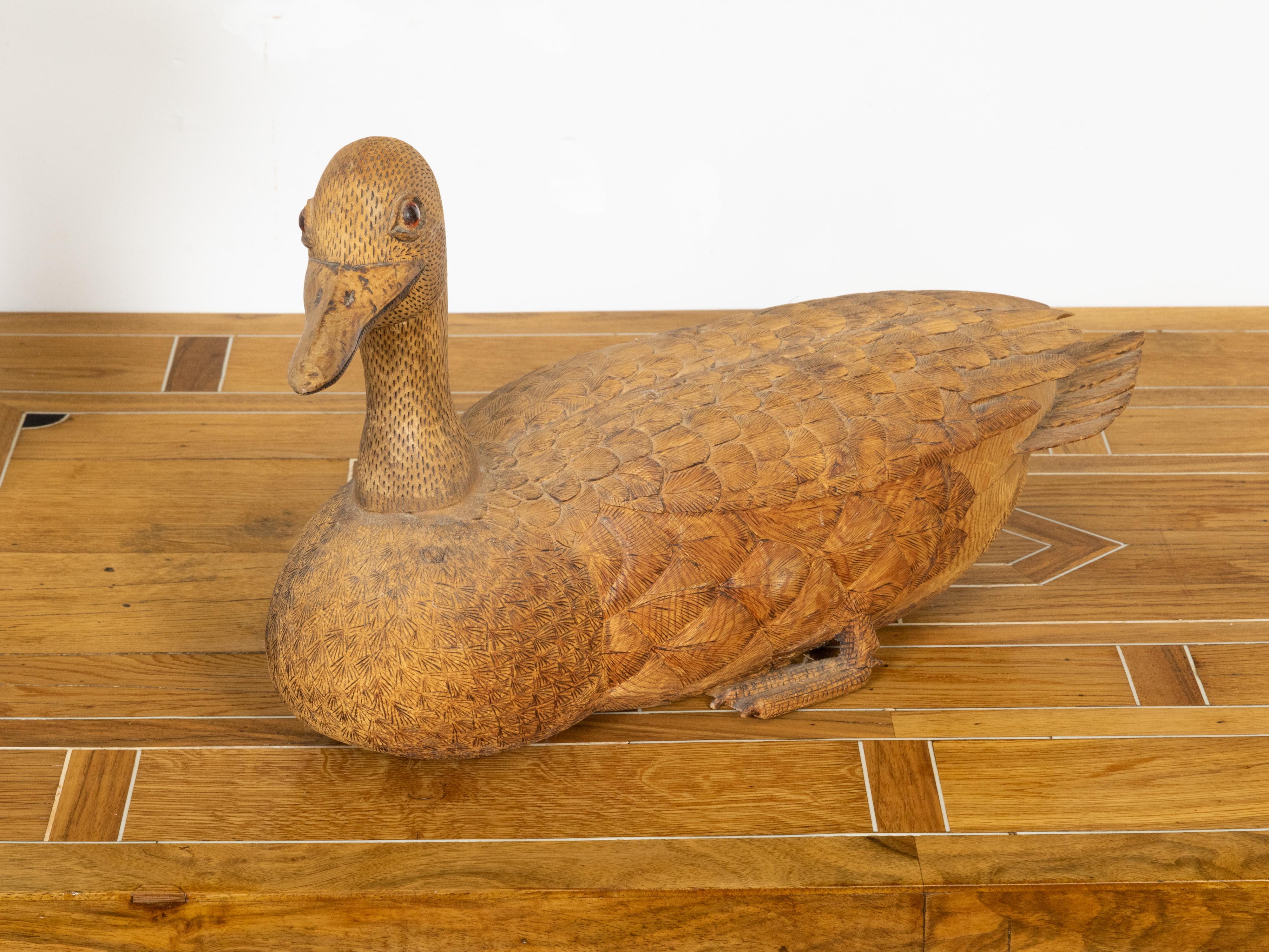 English Victorian 19th Century Carved Wooden Duck with Detailed Plumage In Good Condition For Sale In Atlanta, GA