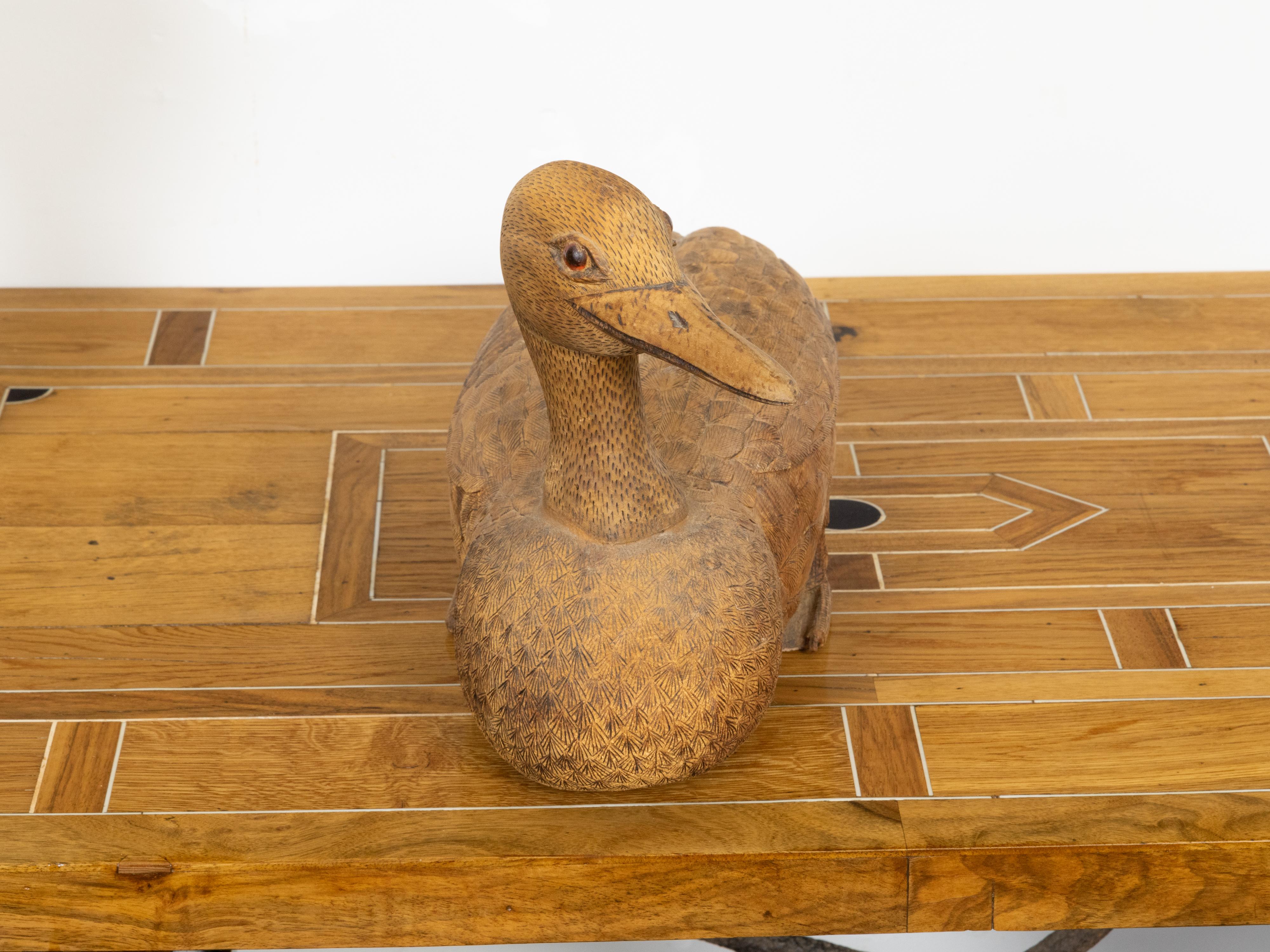 English Victorian 19th Century Carved Wooden Duck with Detailed Plumage For Sale 1