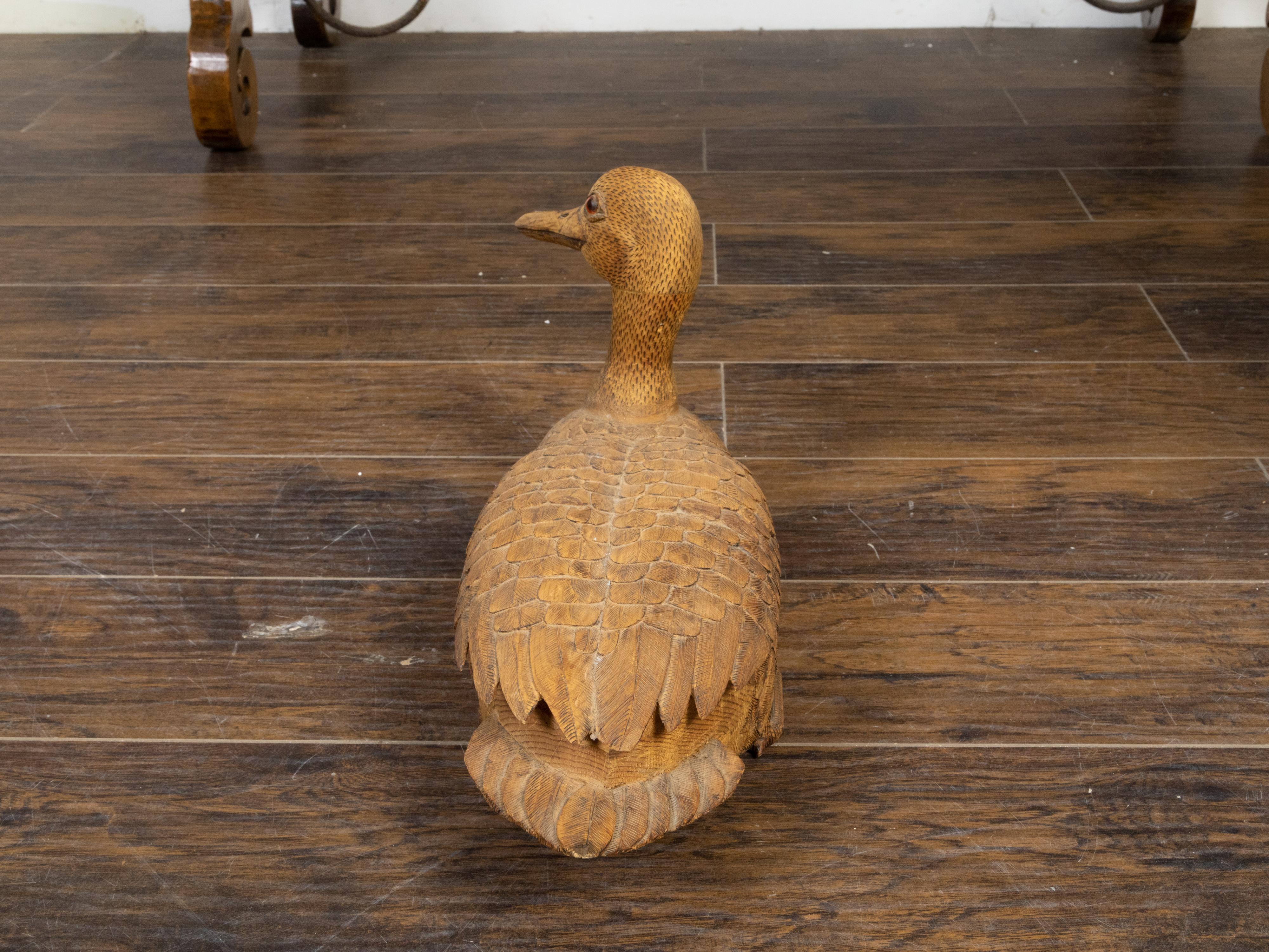 English Victorian 19th Century Carved Wooden Duck with Detailed Plumage For Sale 6