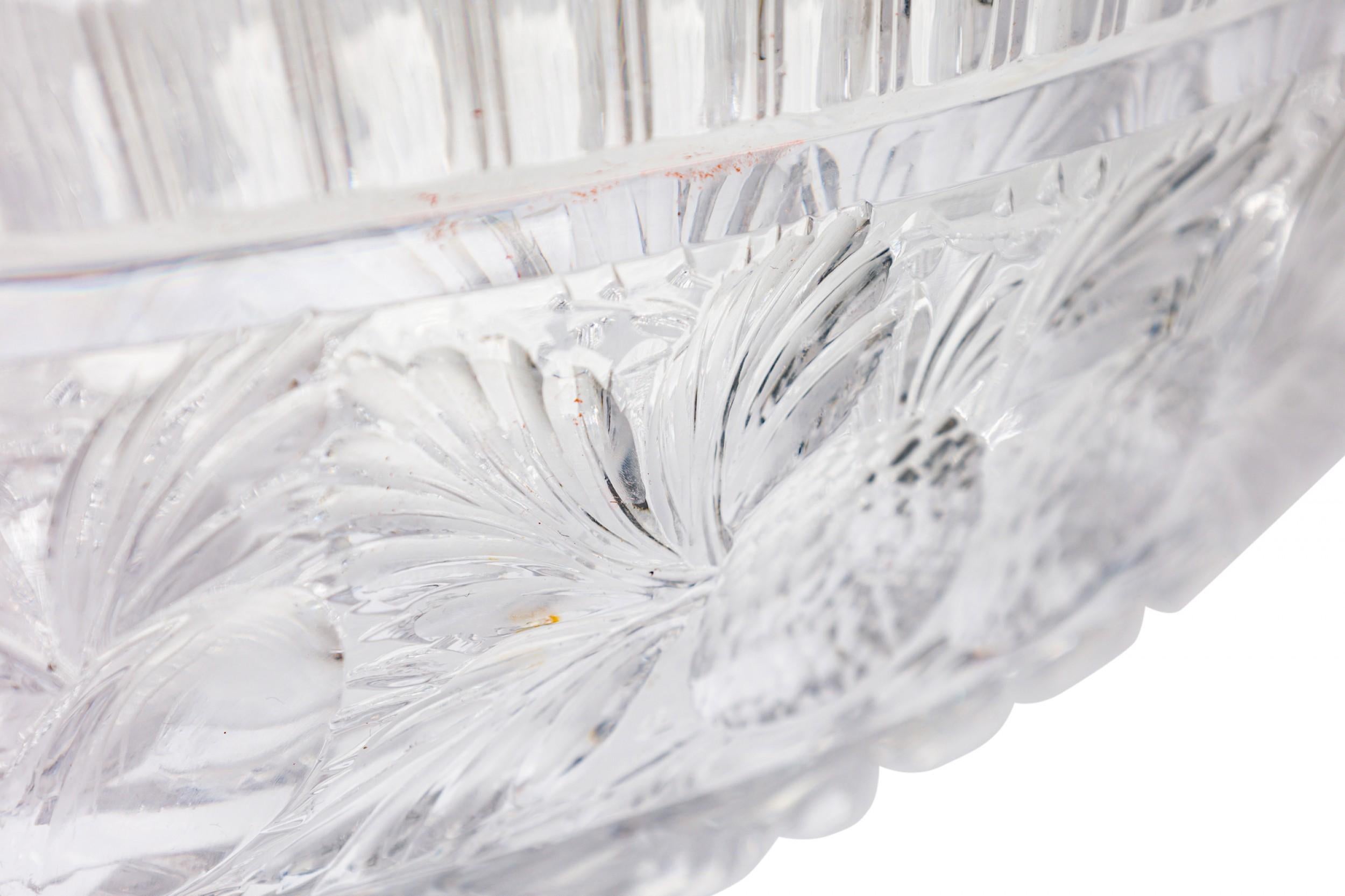 Compota inglesa victoriana de cristal tallado del siglo XIX con motivos frutales Británico en venta