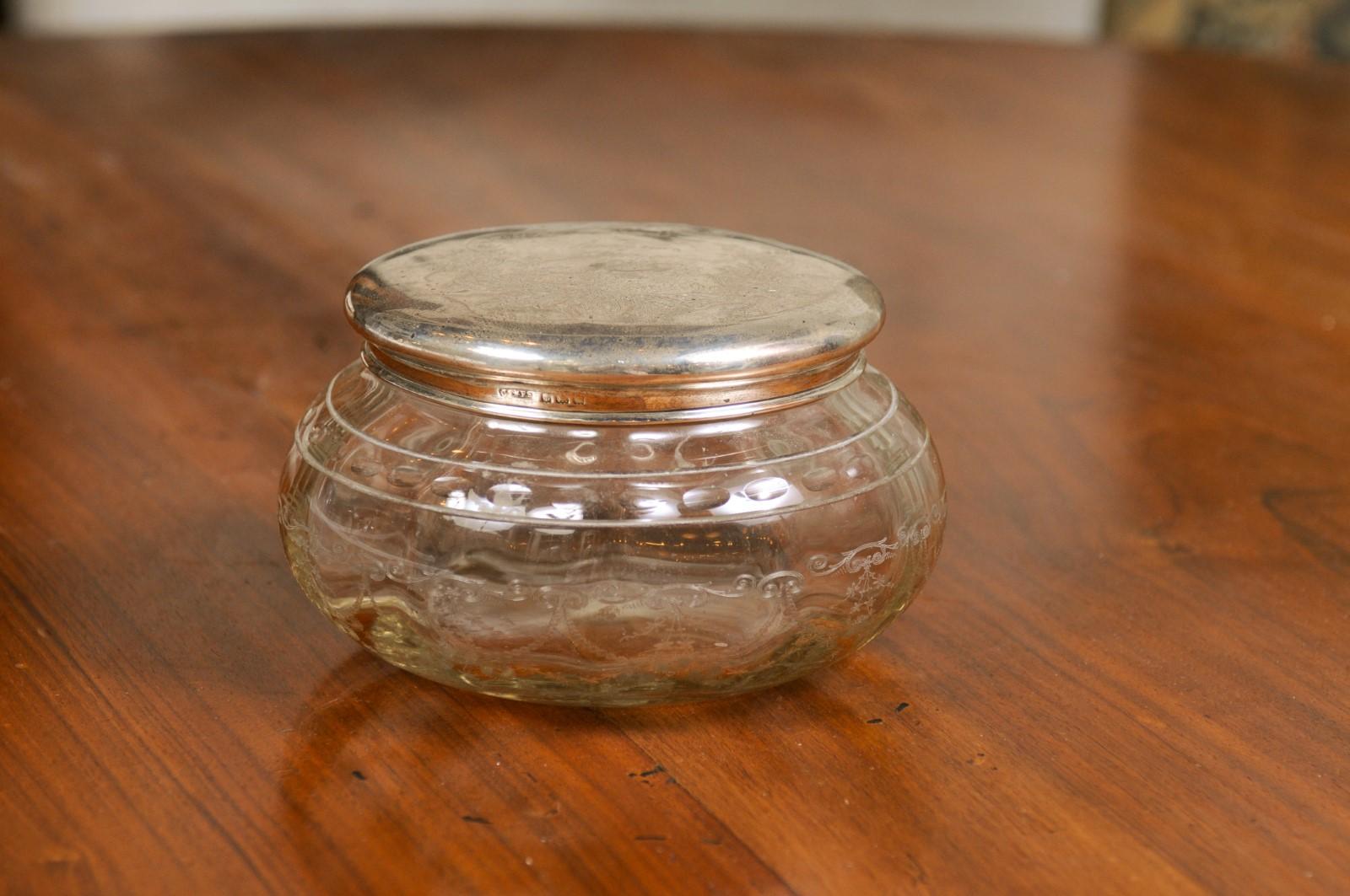 English Victorian 19th Century Glass and Silver Vanity Jar with Etched Design For Sale 5