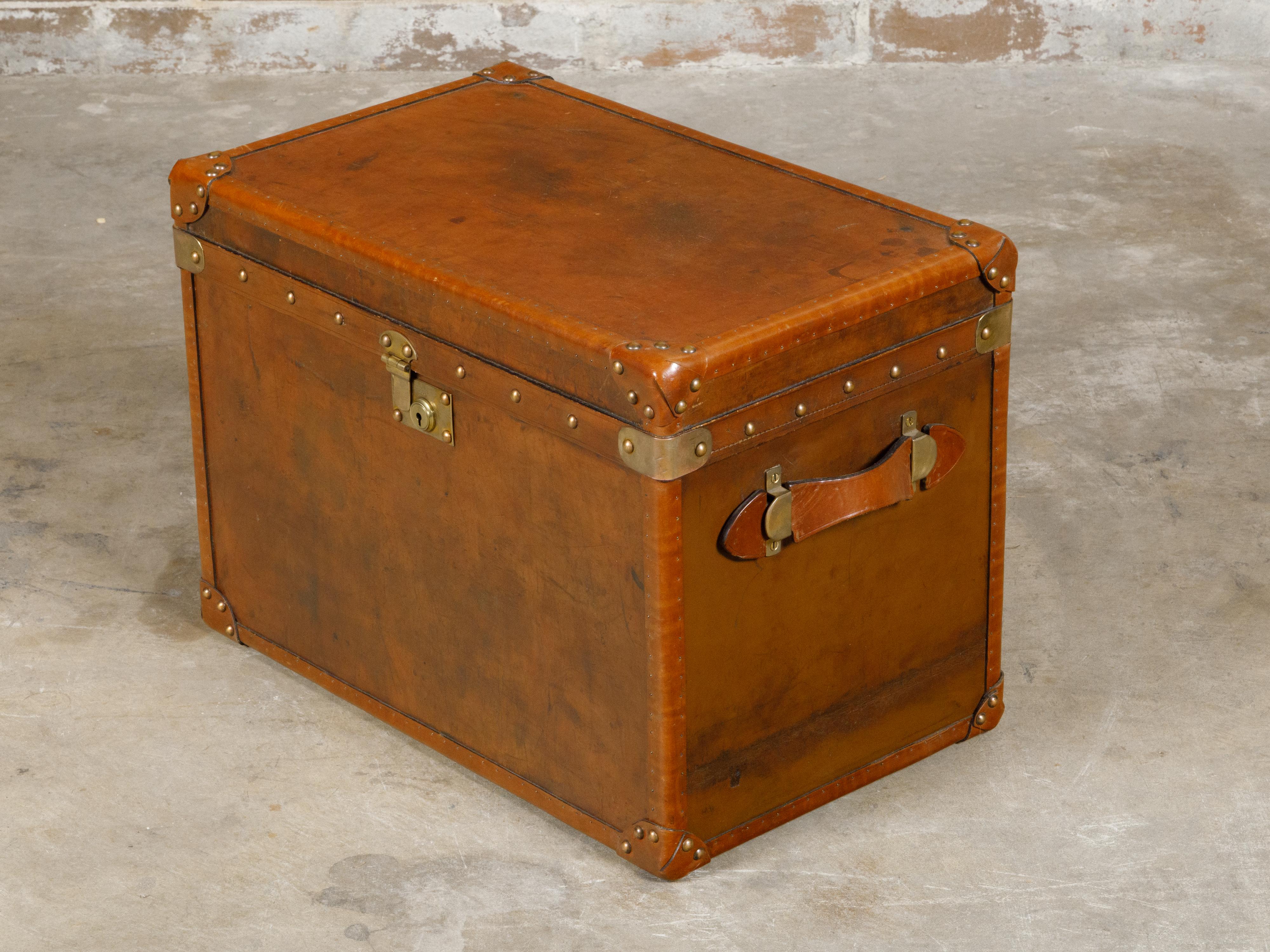 English Victorian 19th Century Leather Travel Trunk with Brass Hardware For Sale 14