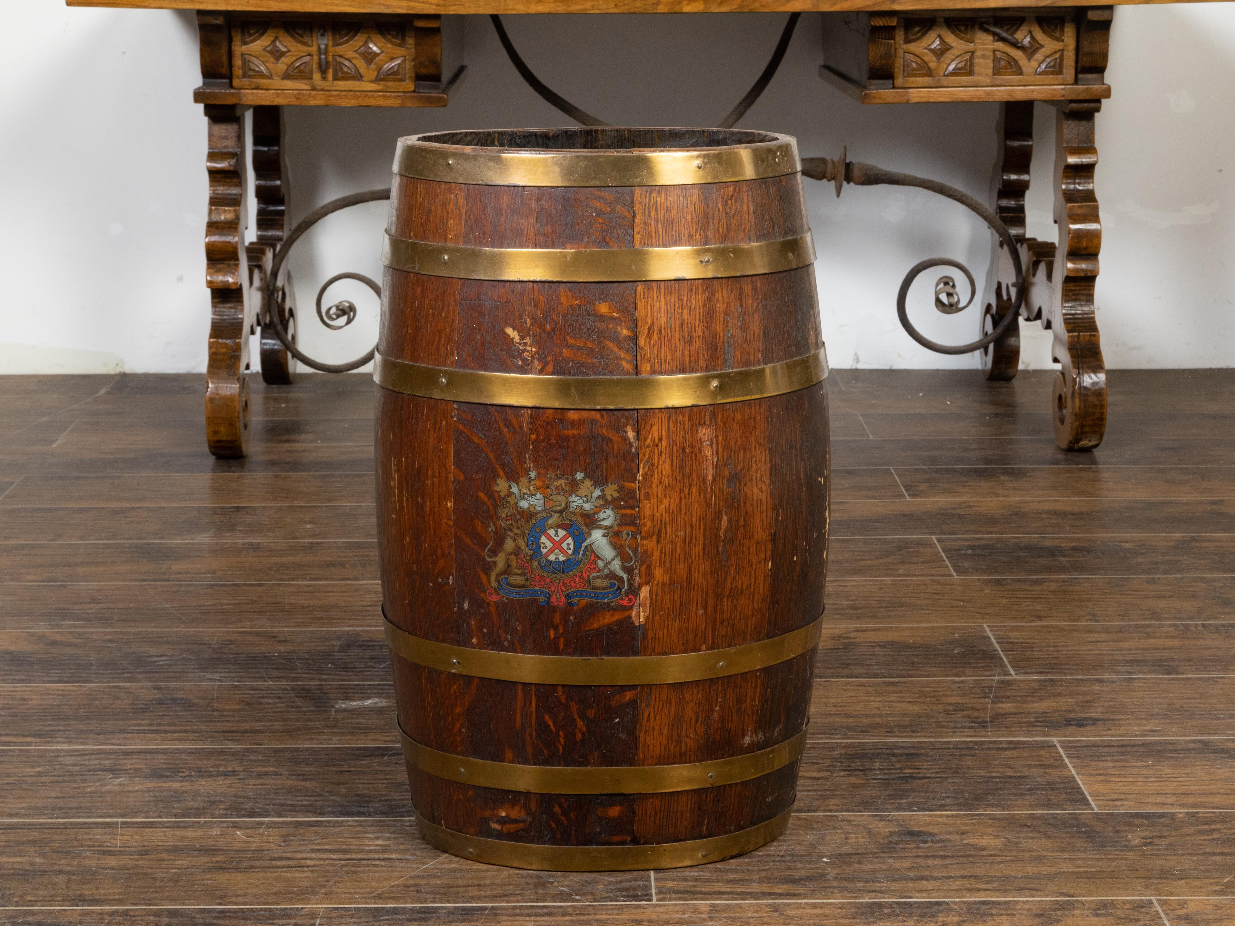 Painted English Victorian 19th Century Oval Barrel with Coat of Arms and Brass Braces For Sale
