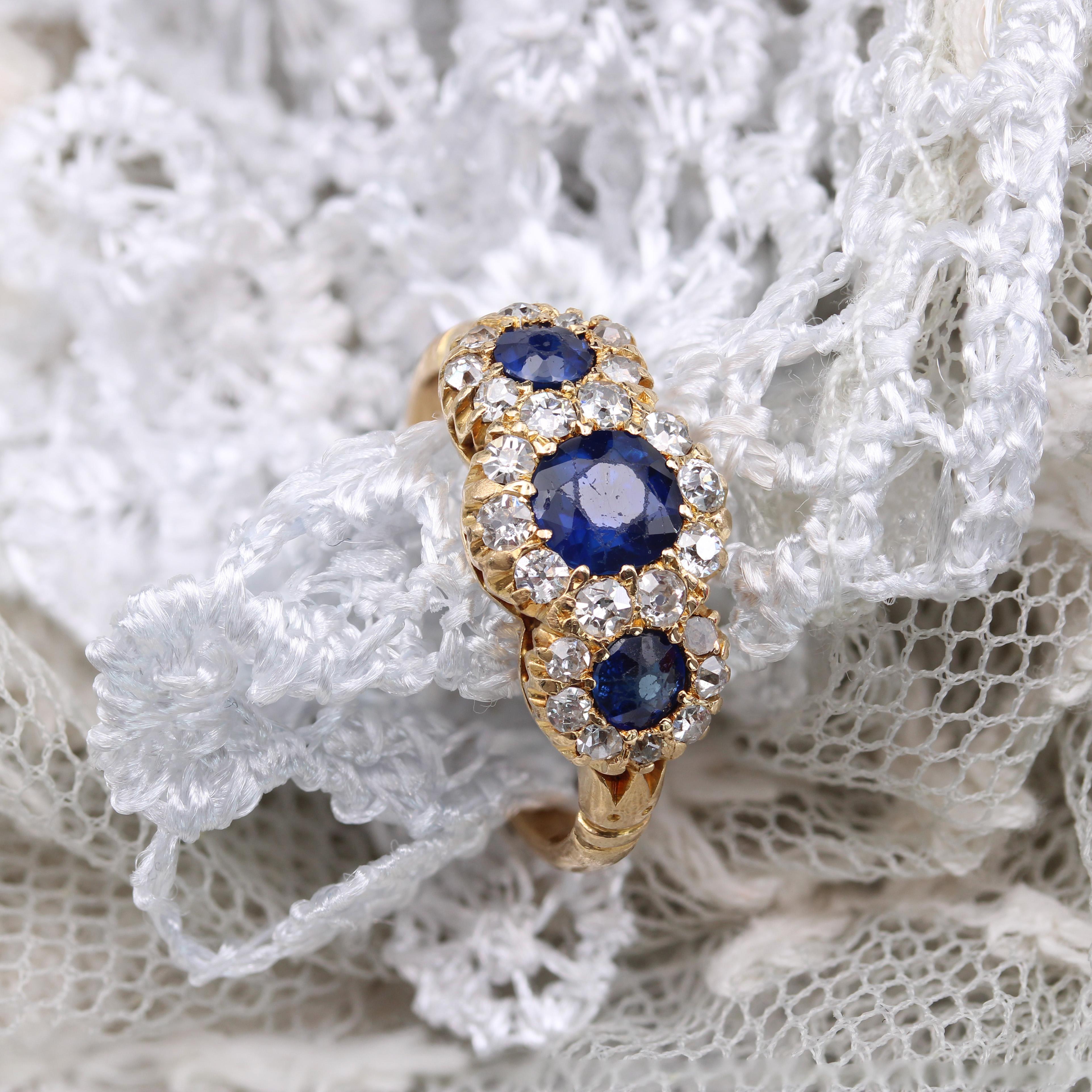 English Victorian 20th Century Sapphire Diamond 18 Karat Yellow Gold Garter Ring 4