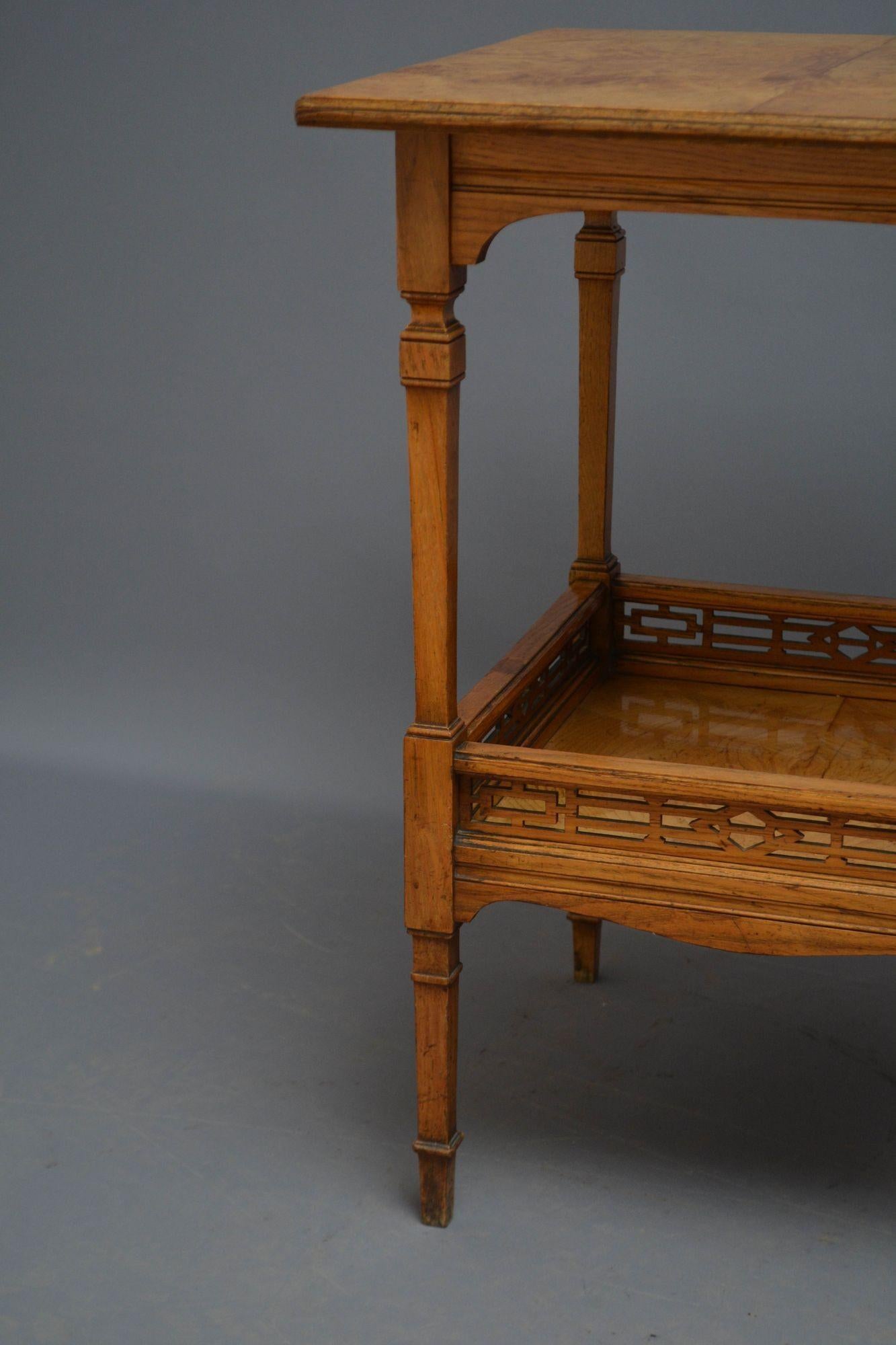 Mesa auxiliar de fresno inglesa Victorian Aesthetic Movement en venta 6