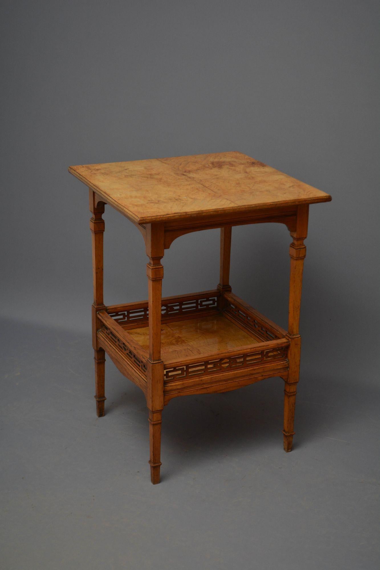 Mesa auxiliar de fresno inglesa Victorian Aesthetic Movement Inglés en venta