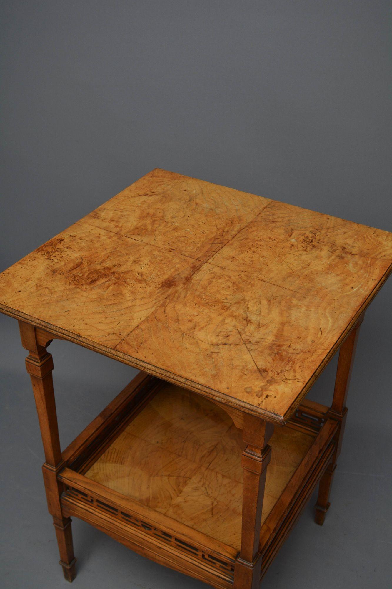 Mesa auxiliar de fresno inglesa Victorian Aesthetic Movement siglo XIX en venta