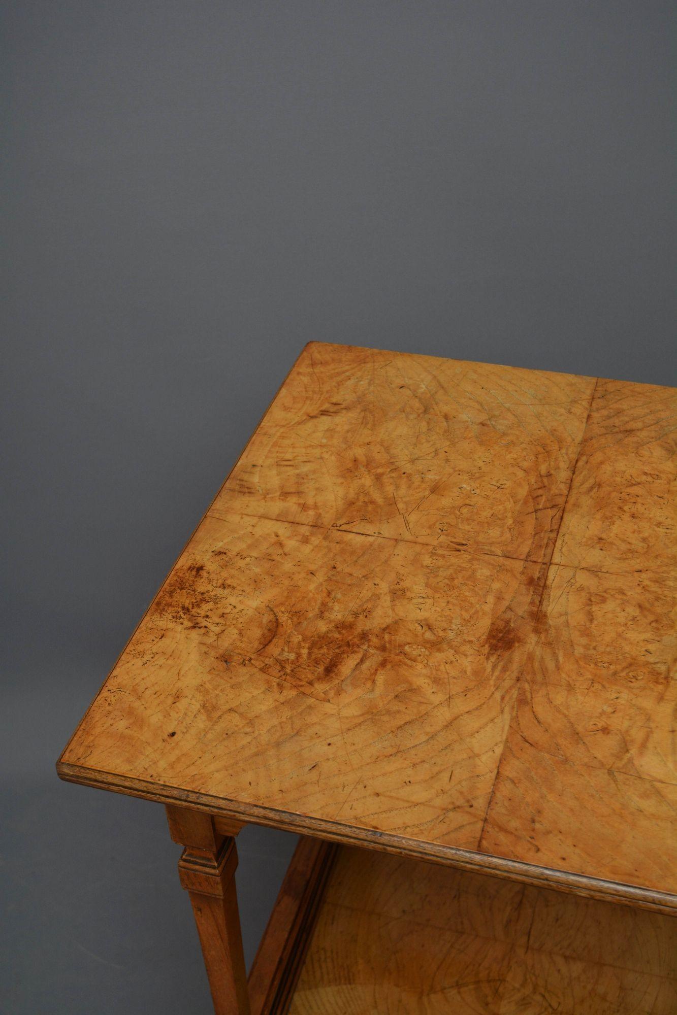 Mesa auxiliar de fresno inglesa Victorian Aesthetic Movement Ceniza en venta