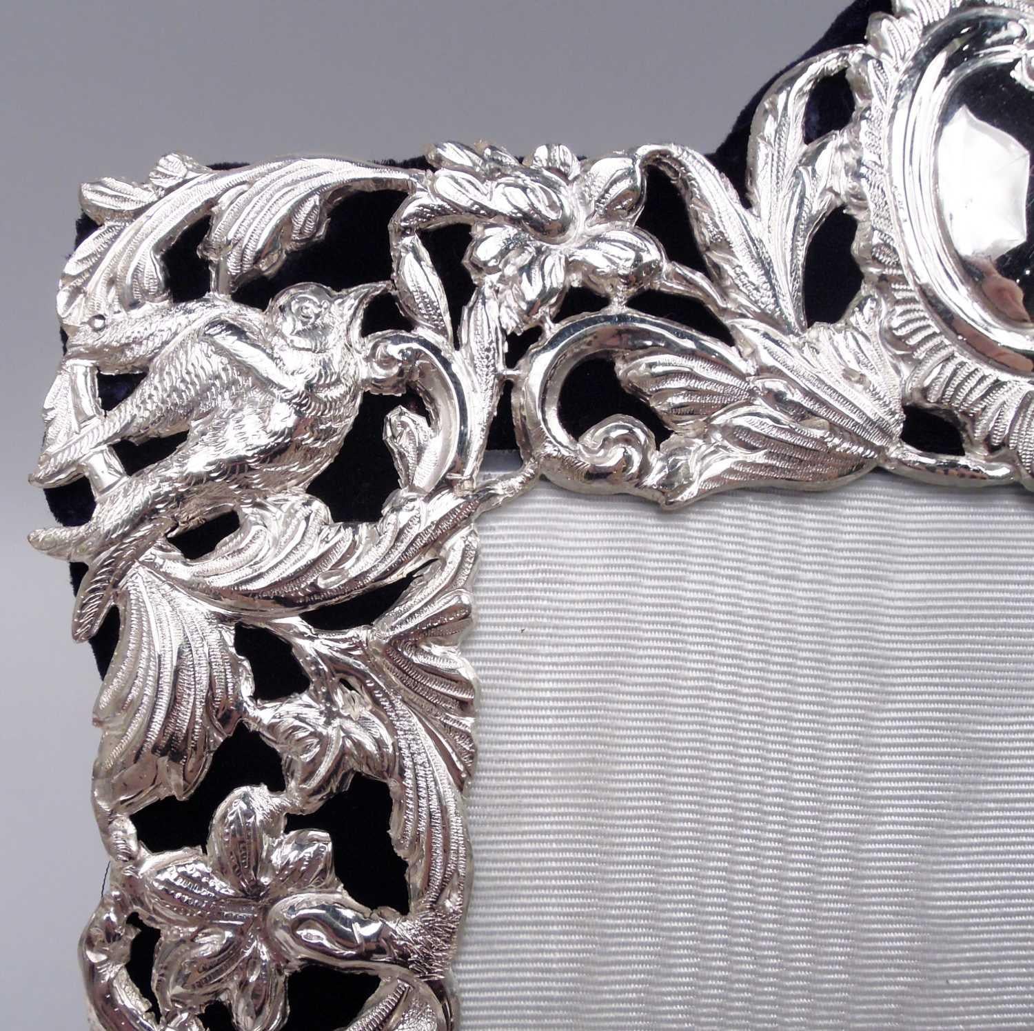 Marco victoriano inglés Art Nouveau de plata de ley, 1899 en Bueno estado para la venta en New York, NY