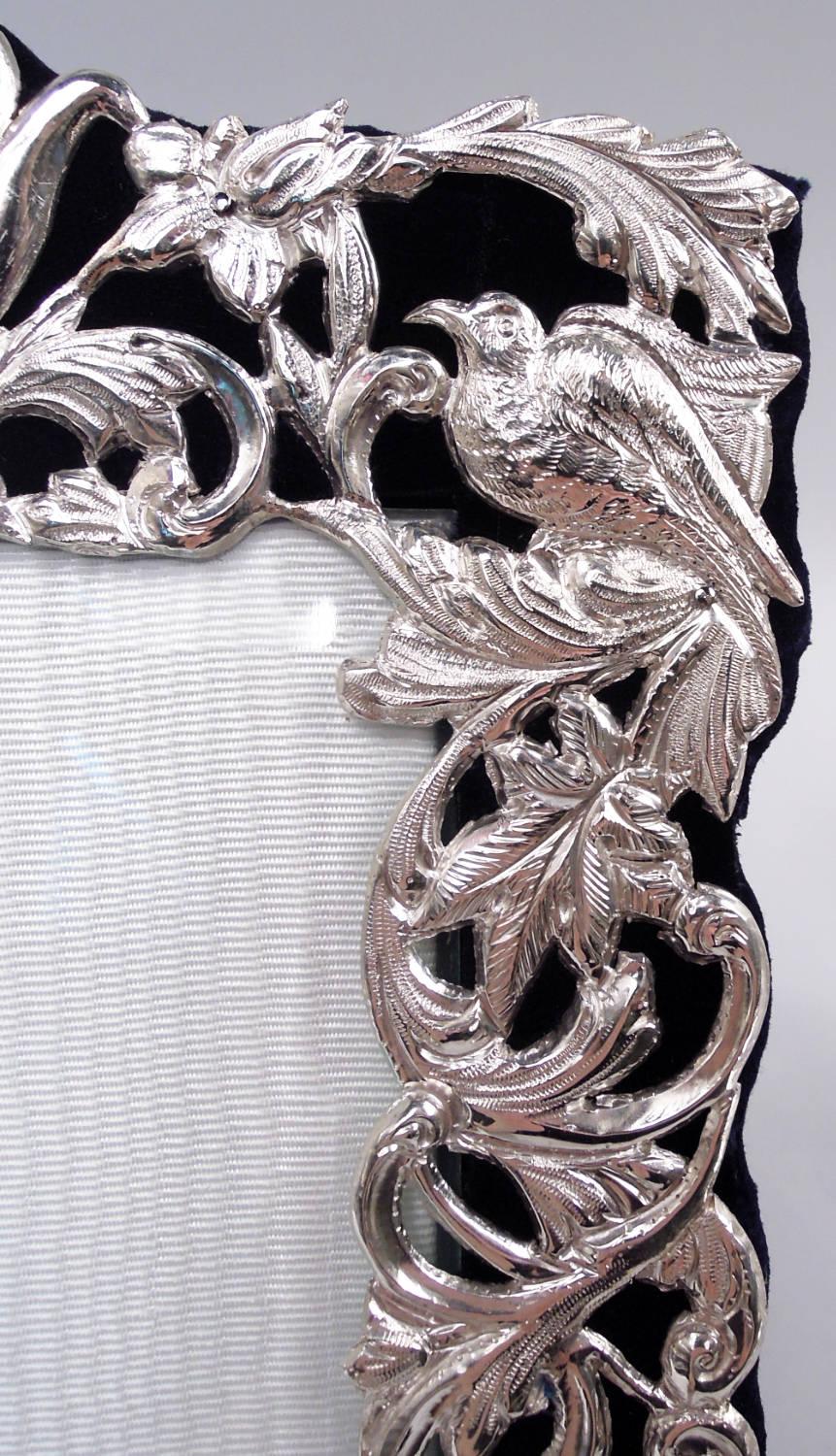 Marco victoriano inglés Art Nouveau de plata de ley, 1899 Fines del siglo XIX en venta