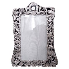 Marco victoriano inglés Art Nouveau de plata de ley, 1899