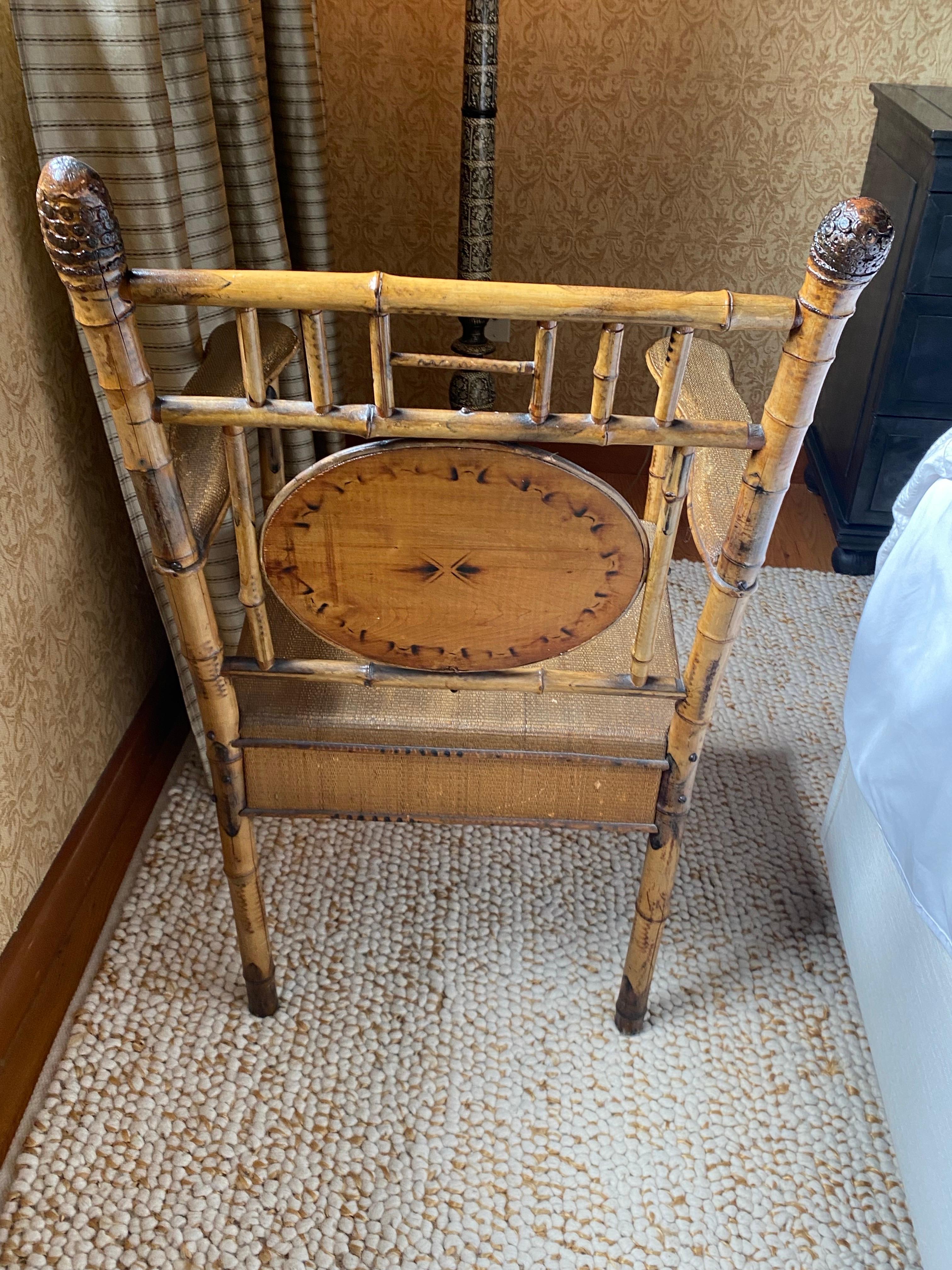 Sillón victoriano inglés de bambú en Bueno estado para la venta en Southampton, NY