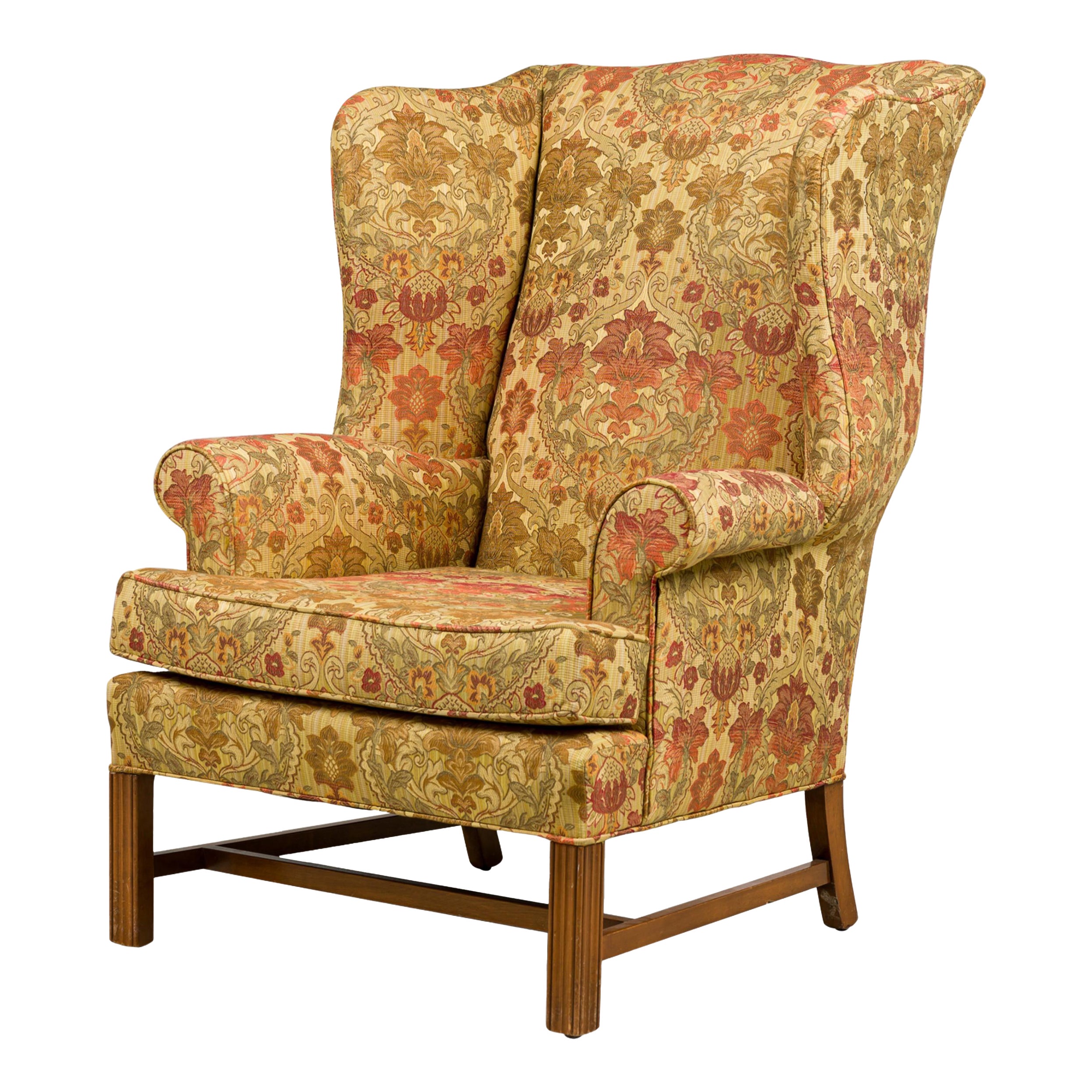 Englischer viktorianischer beigefarbener Ohrensessel mit verschiedenfarbigen Blumenmustern im Angebot
