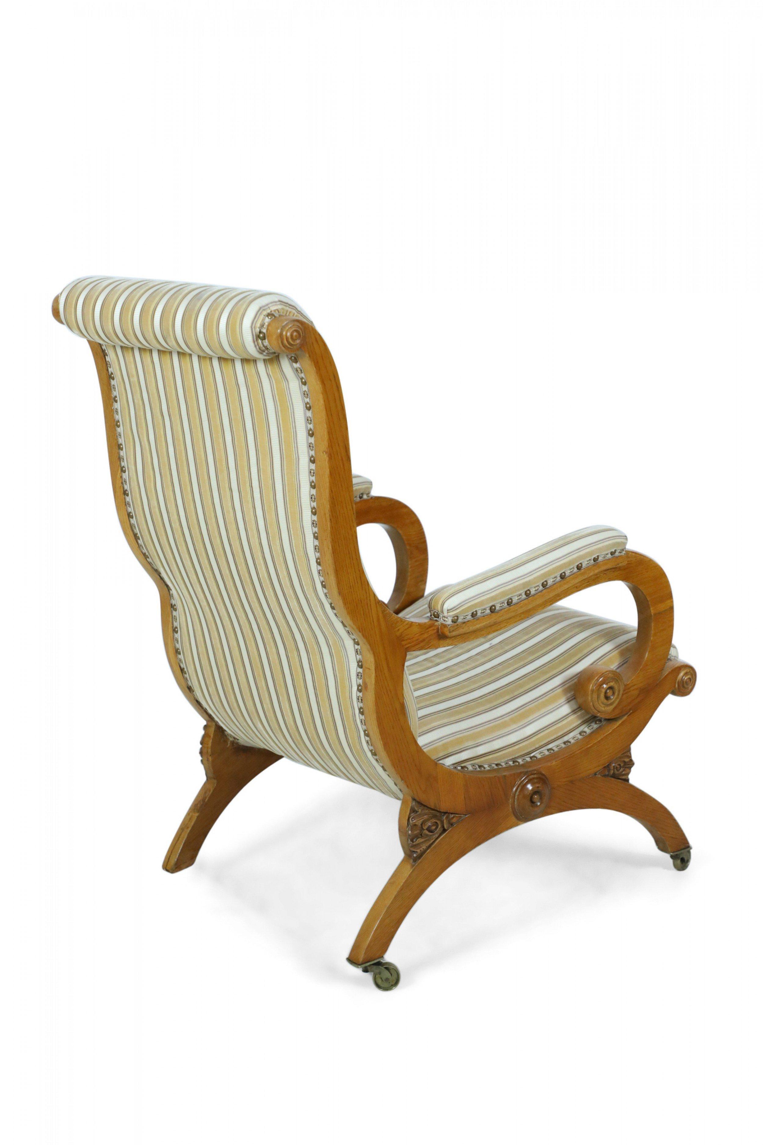 English Victorian Blond Wood Scroll Armchair with Striped Upholstery For Sale 4