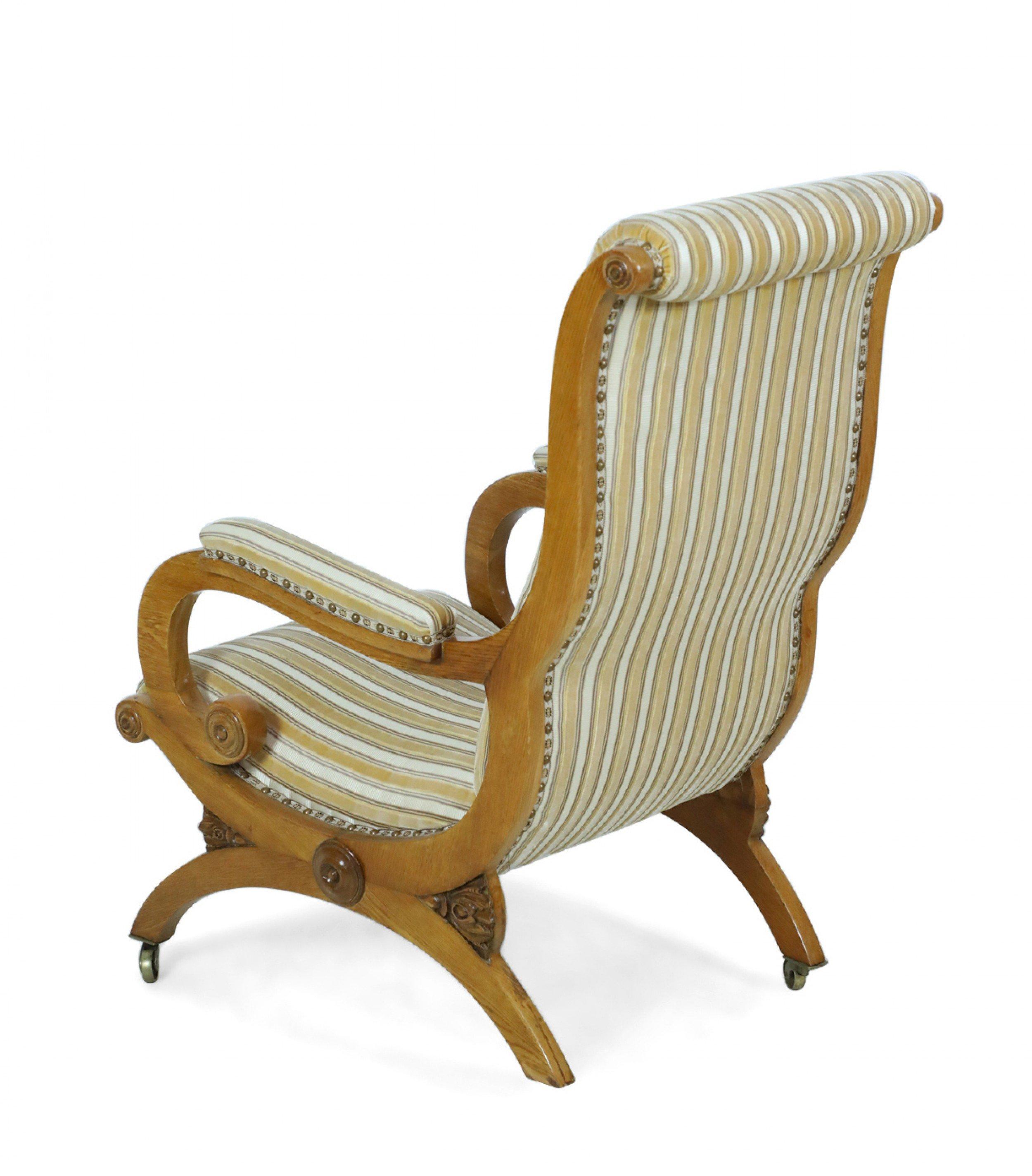 English Victorian Blond Wood Scroll Armchair with Striped Upholstery For Sale 1
