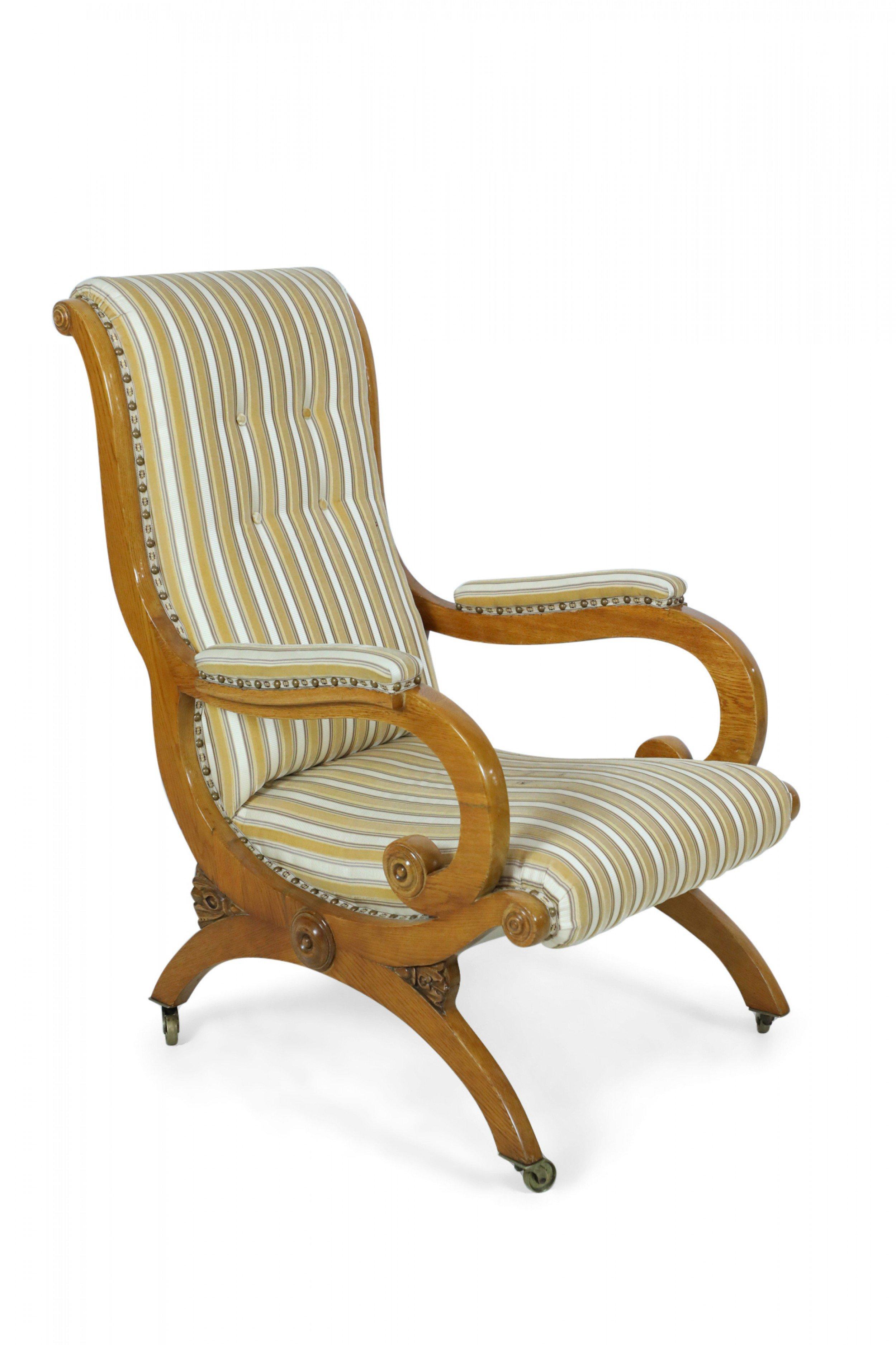 English Victorian Blond Wood Scroll Armchair with Striped Upholstery For Sale 3