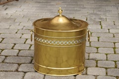 English Victorian Brass Coal Scuttle, circa 1880 with Lid and Pierced Motifs