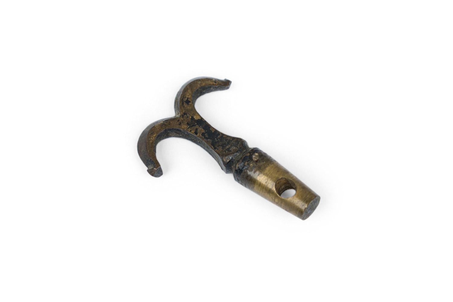 English Victorian Brass Horseshoe Clock For Sale 5