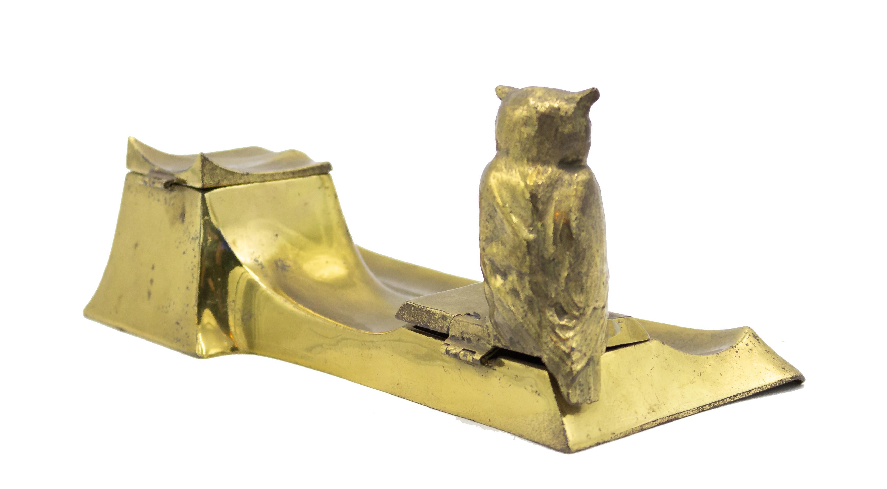 English Victorian Brass Owl Inkwell For Sale 3