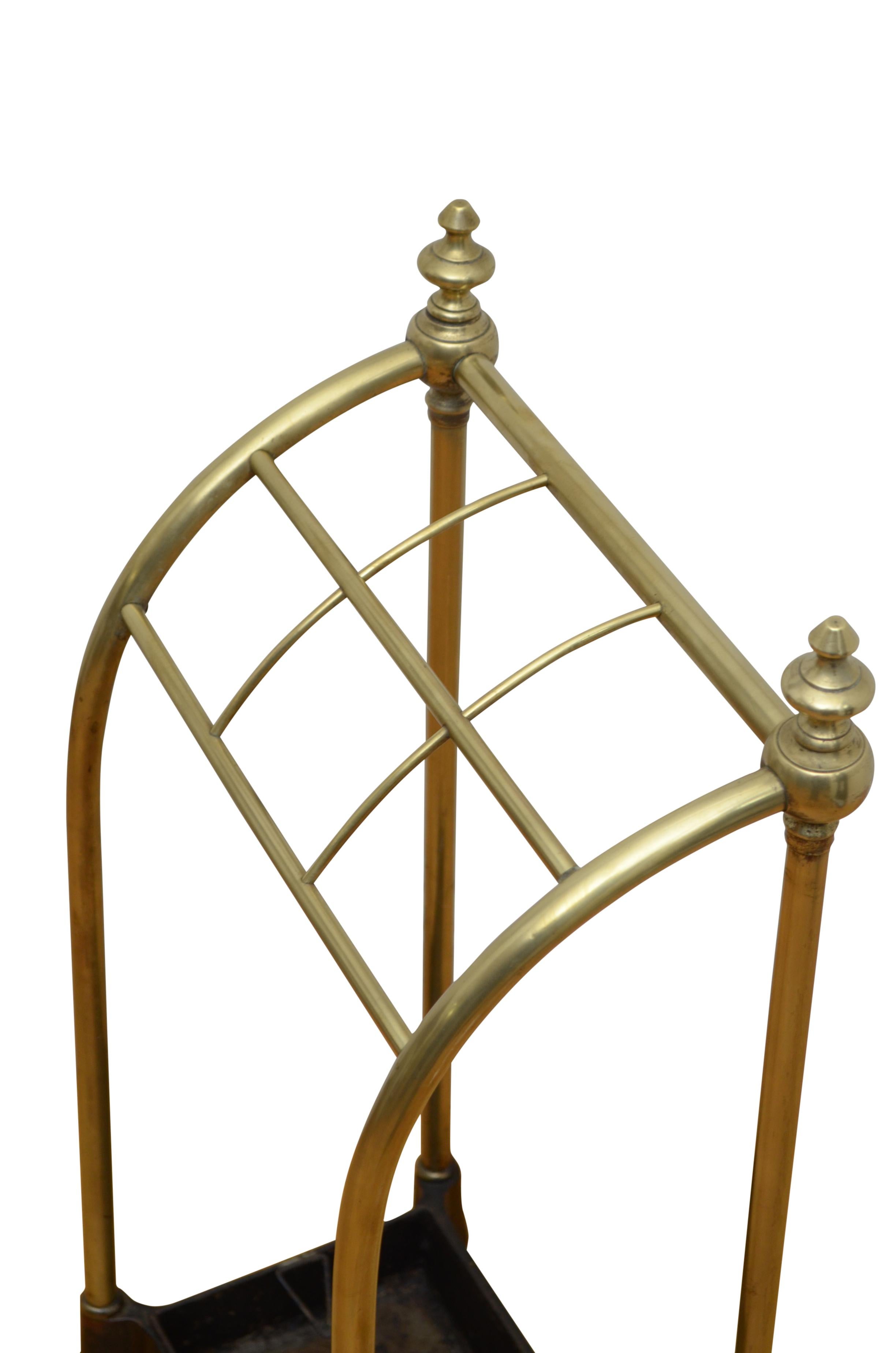 Inglese English Victorian Brass Umbrella Stand c1880 in vendita