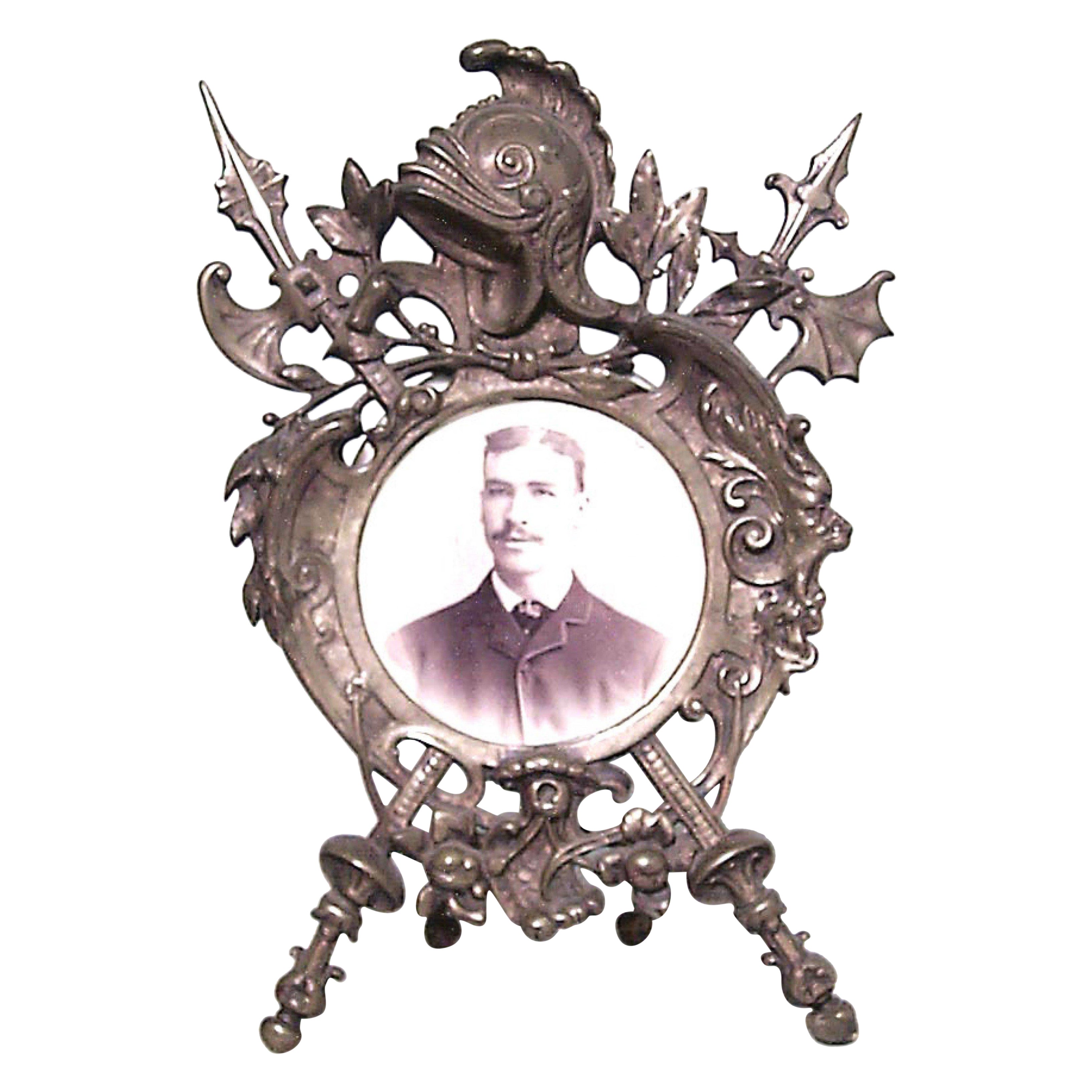 English Victorian Bronze Military Picture Frame in vendita