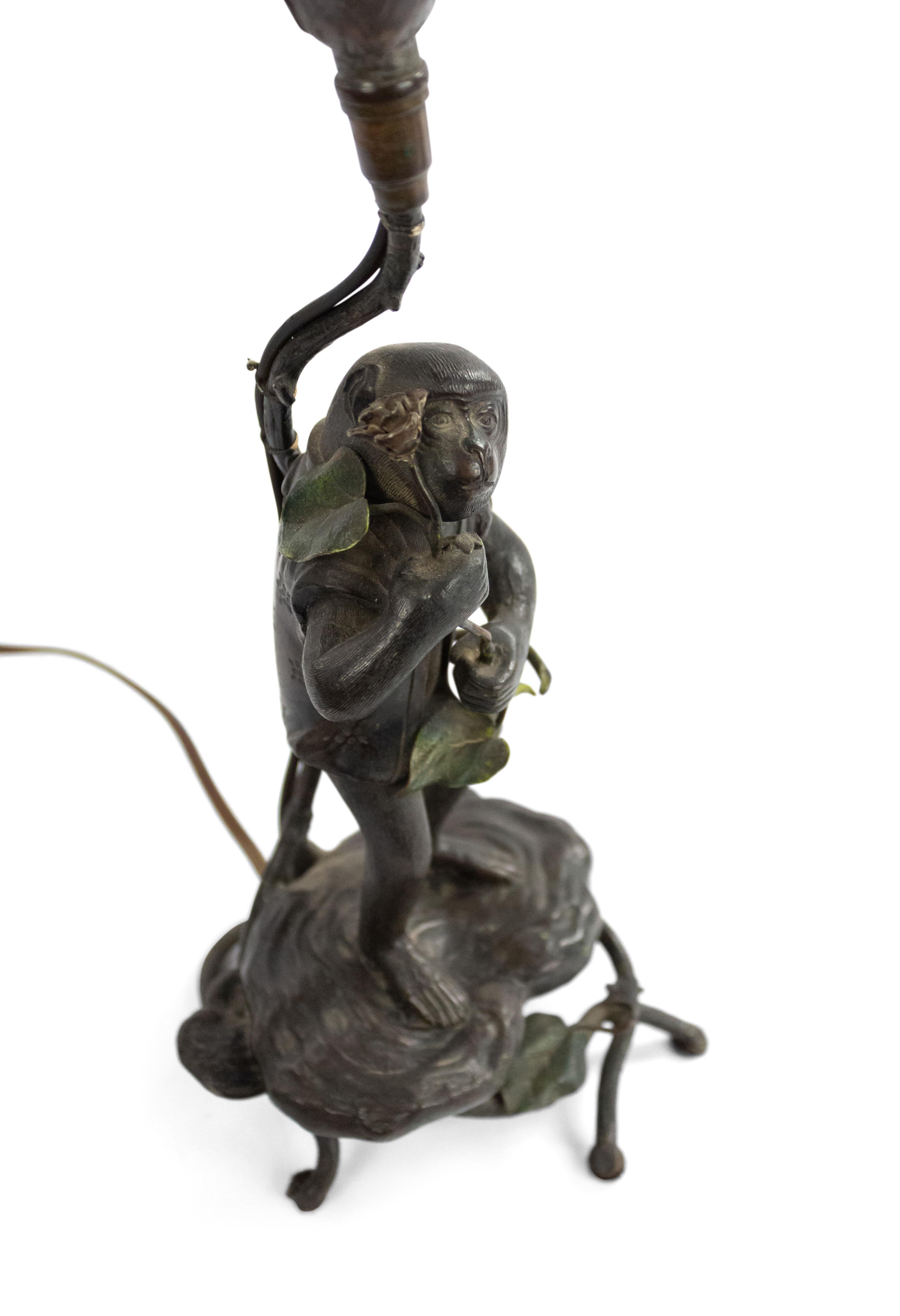 English Victorian Bronze Monkey Table Lamp For Sale 2