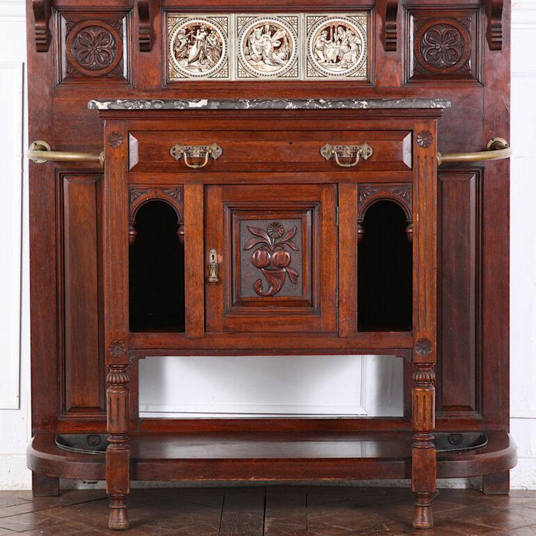 English Victorian carved mahogany hall stand For Sale 1