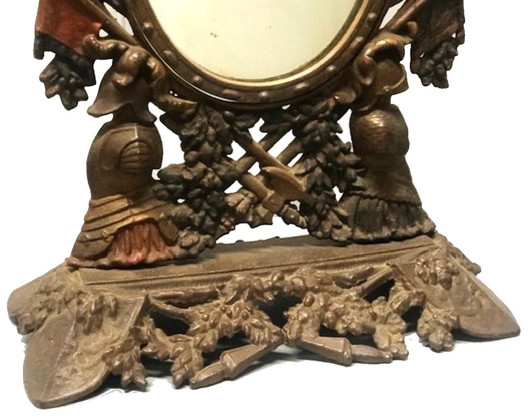 Moulage Miroir de table pour homme en fonte et en fer peint à froid, vers 1840 en vente