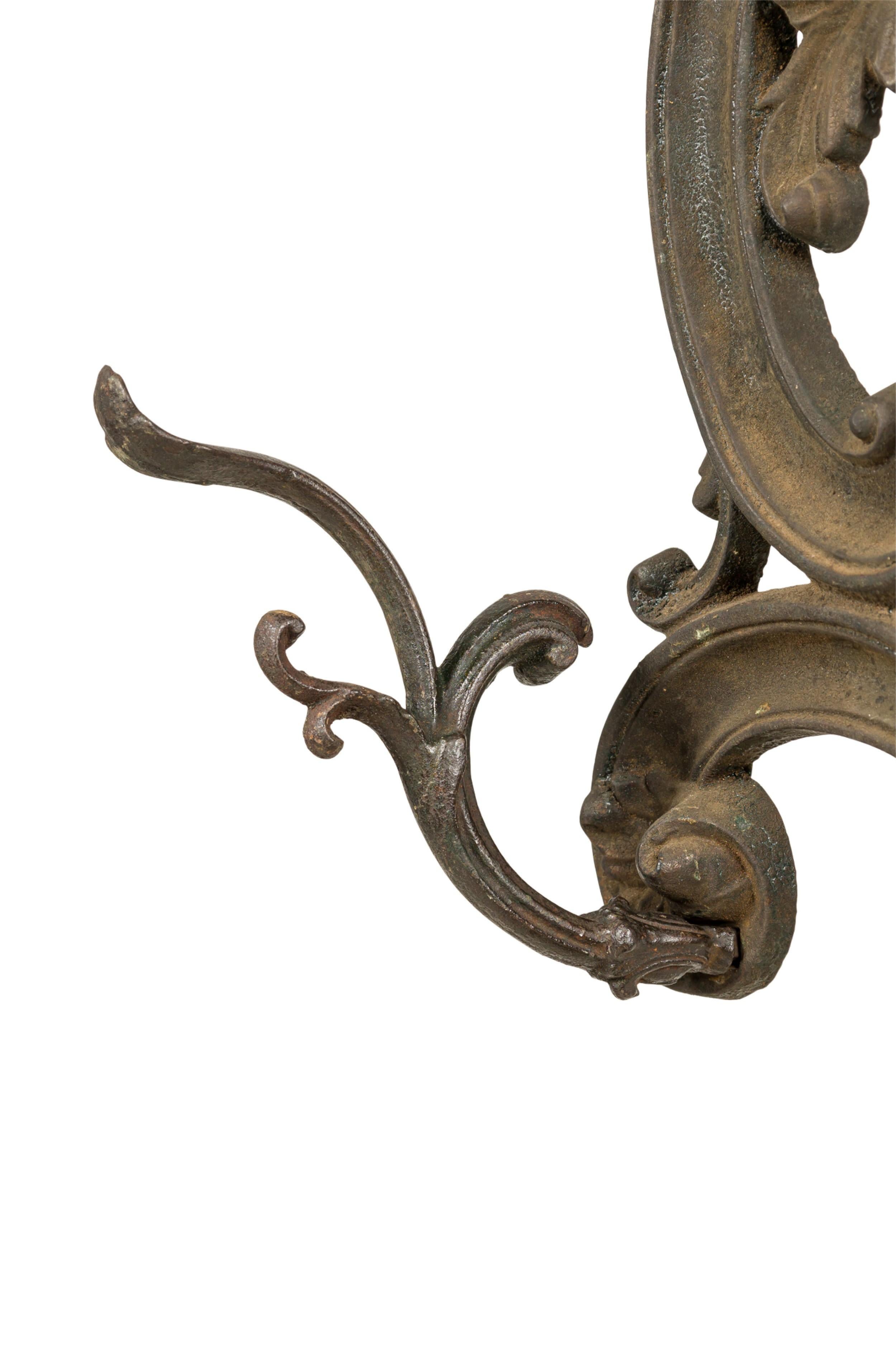 Fer English Victorian Cast Iron Hatrack/Umbrella Stand en vente