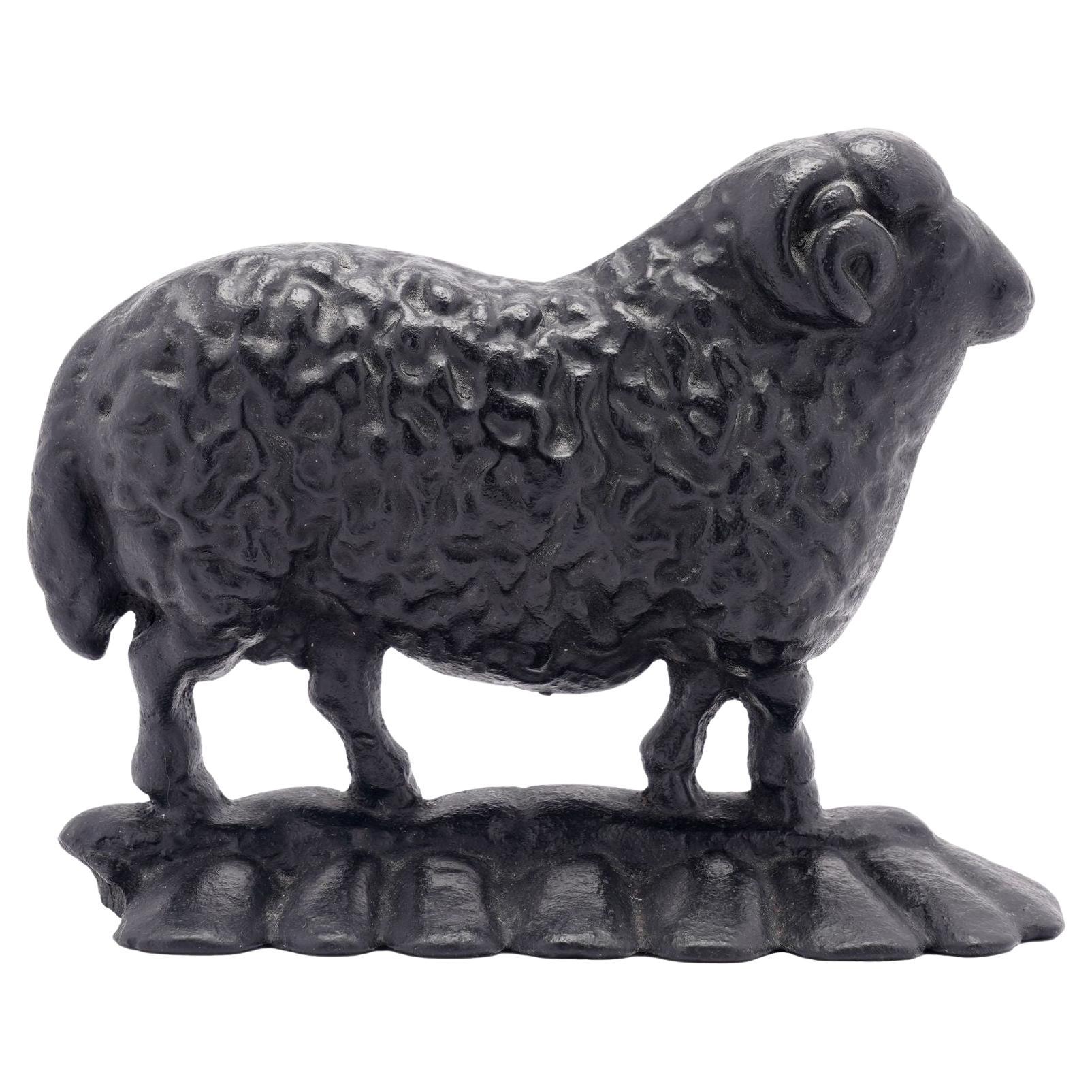 English Victorian cast iron ram doorstop, c. 1880 in vendita