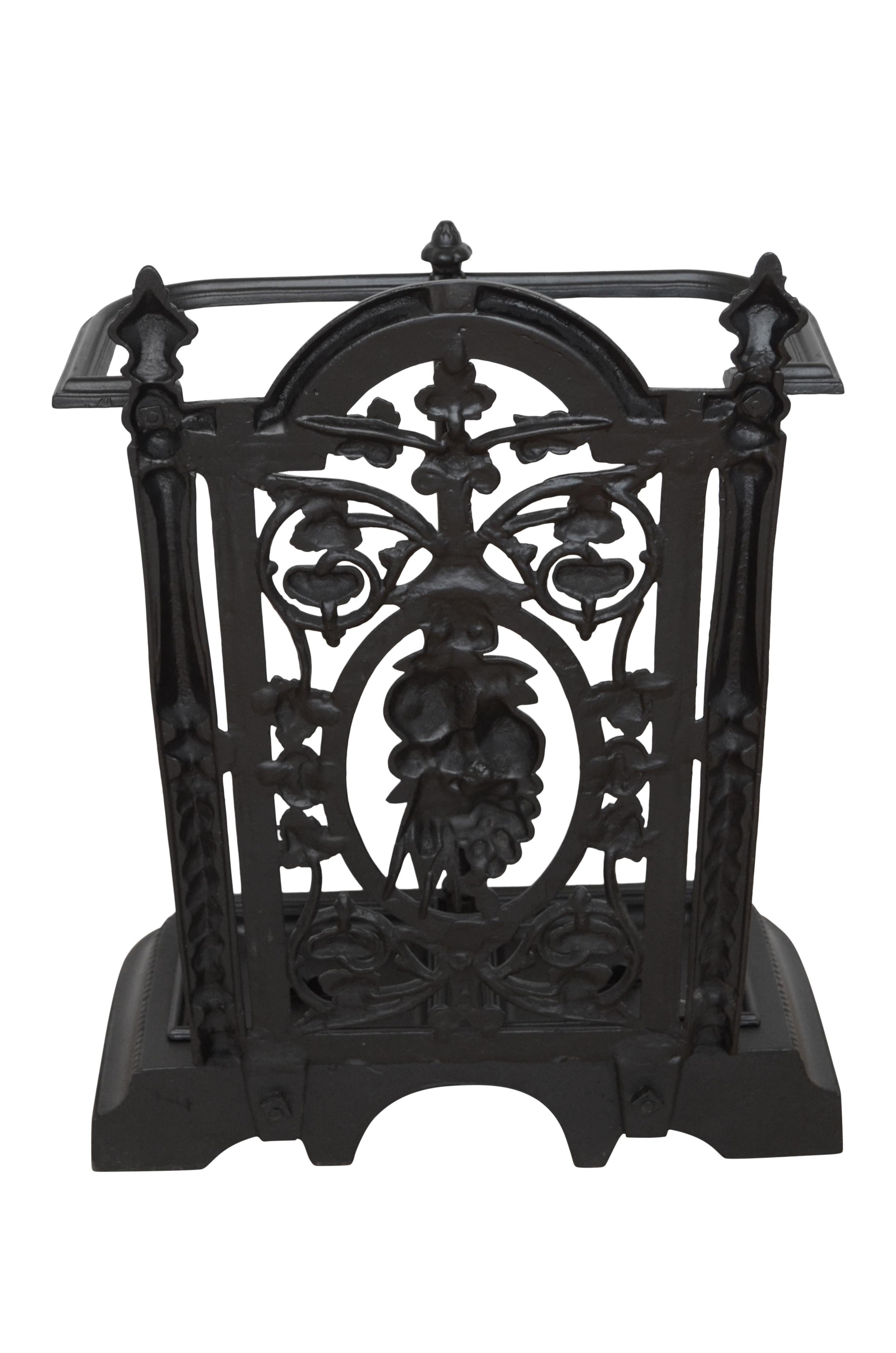 English Victorian Cast Iron Umbrella Stand For Sale 2
