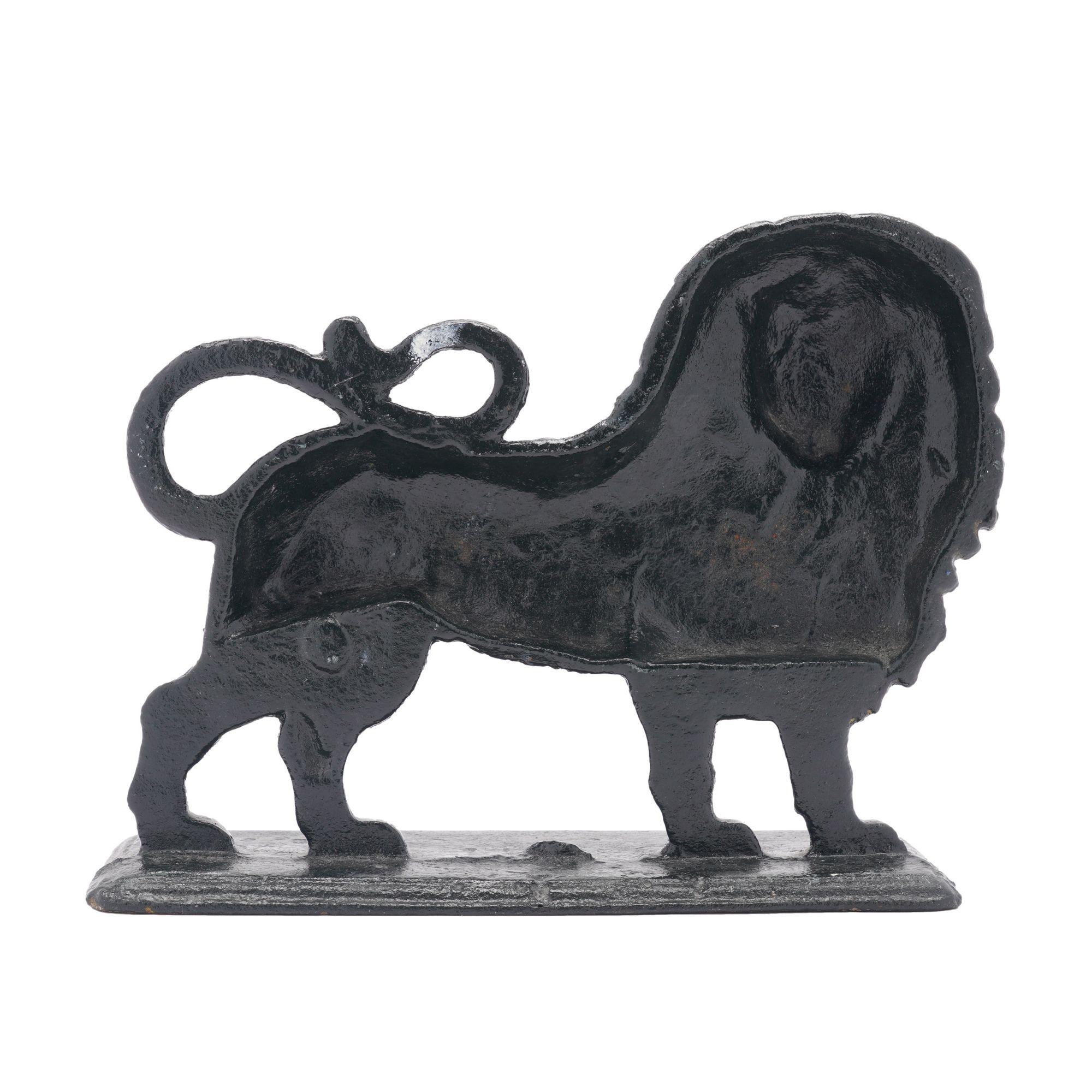 English Victorian cast lion doorstop, c. 1850-1900 (19. Jahrhundert) im Angebot