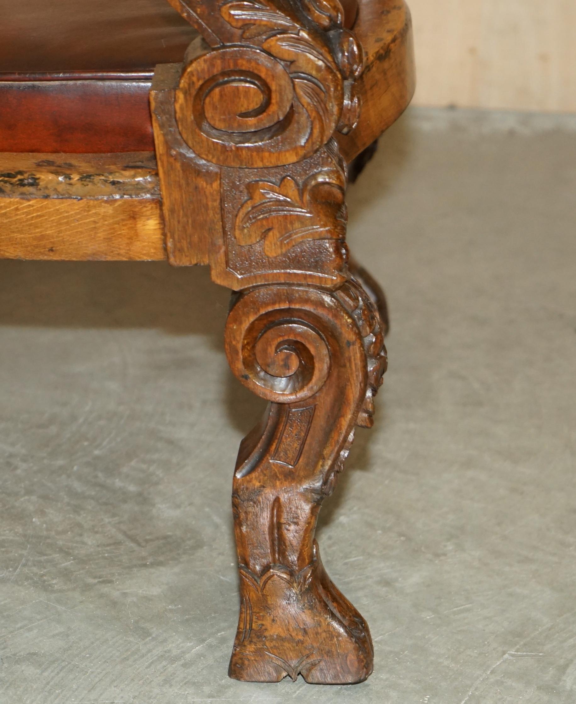 ENGLISH ViCTORIAN CIRCA 1840-1860 HAND CARVED LIONS HEAD BROWN LEATHER ARMCHAIR For Sale 7