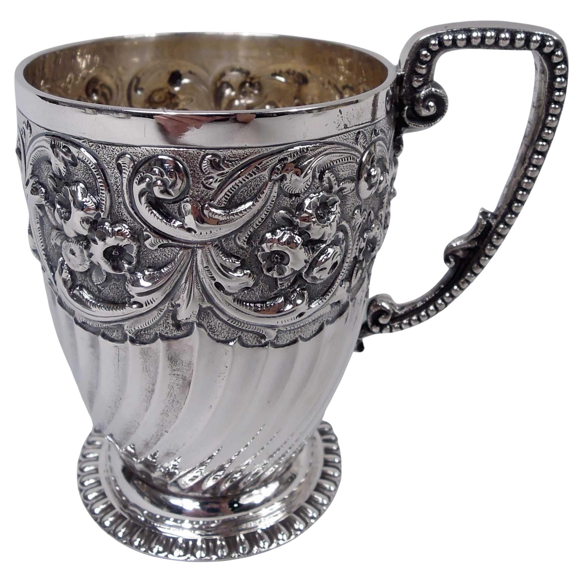 Tasse à bébé en argent sterling de style victorien classique anglais, 1893