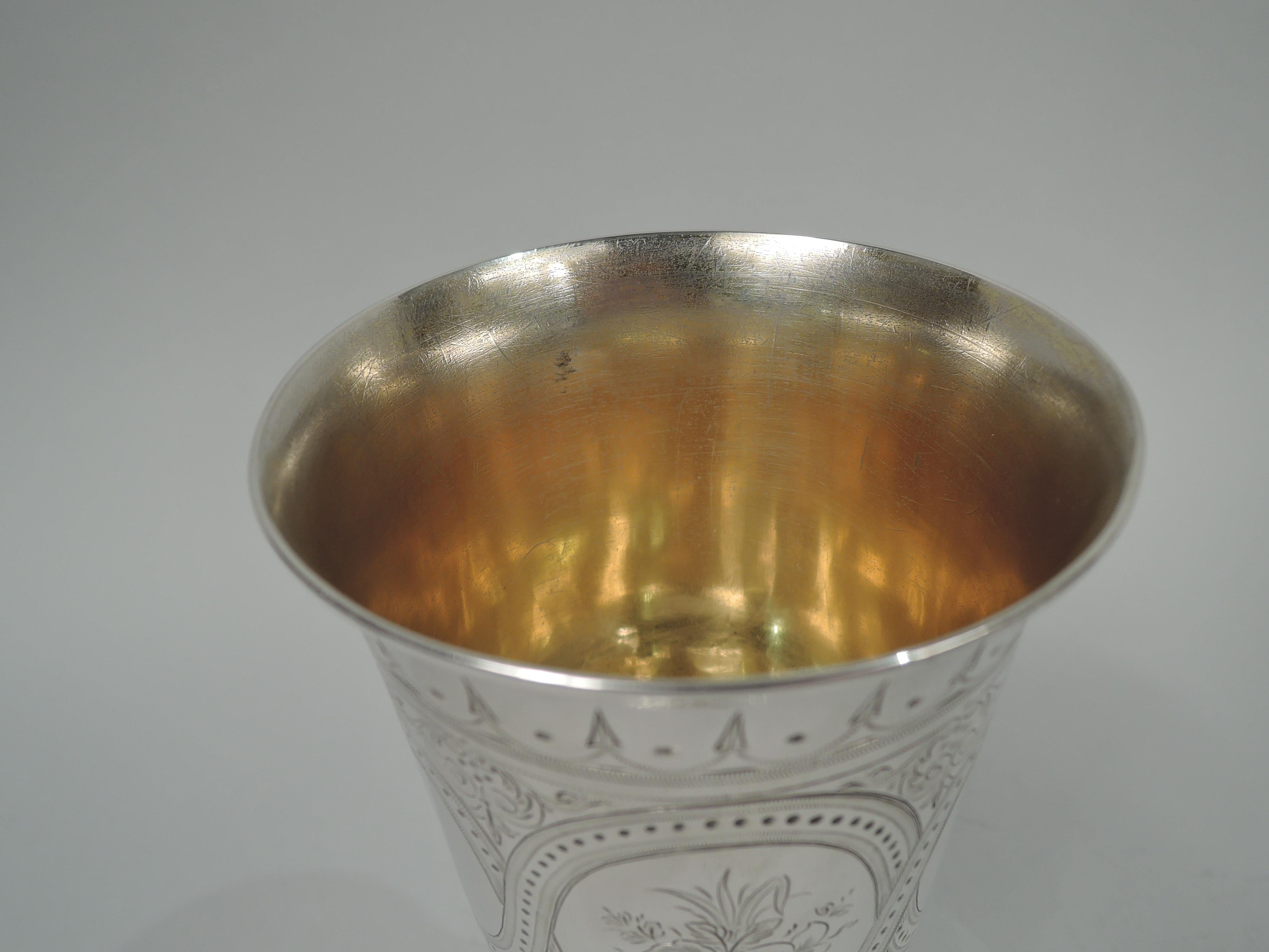 English Victorian Classical Sterling Silver Goblet, 1870 In Good Condition For Sale In New York, NY