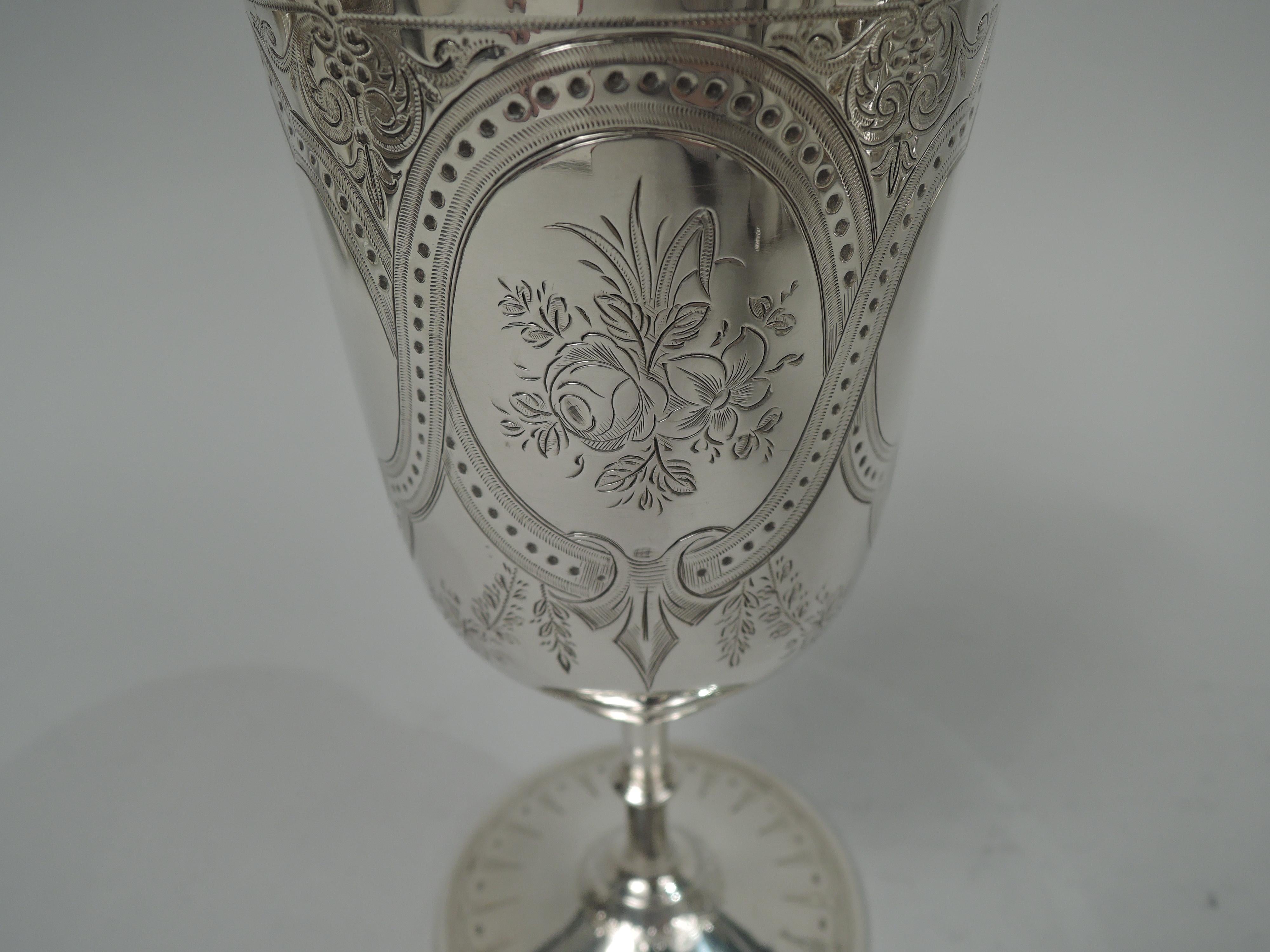 English Victorian Classical Sterling Silver Goblet, 1870 For Sale 1